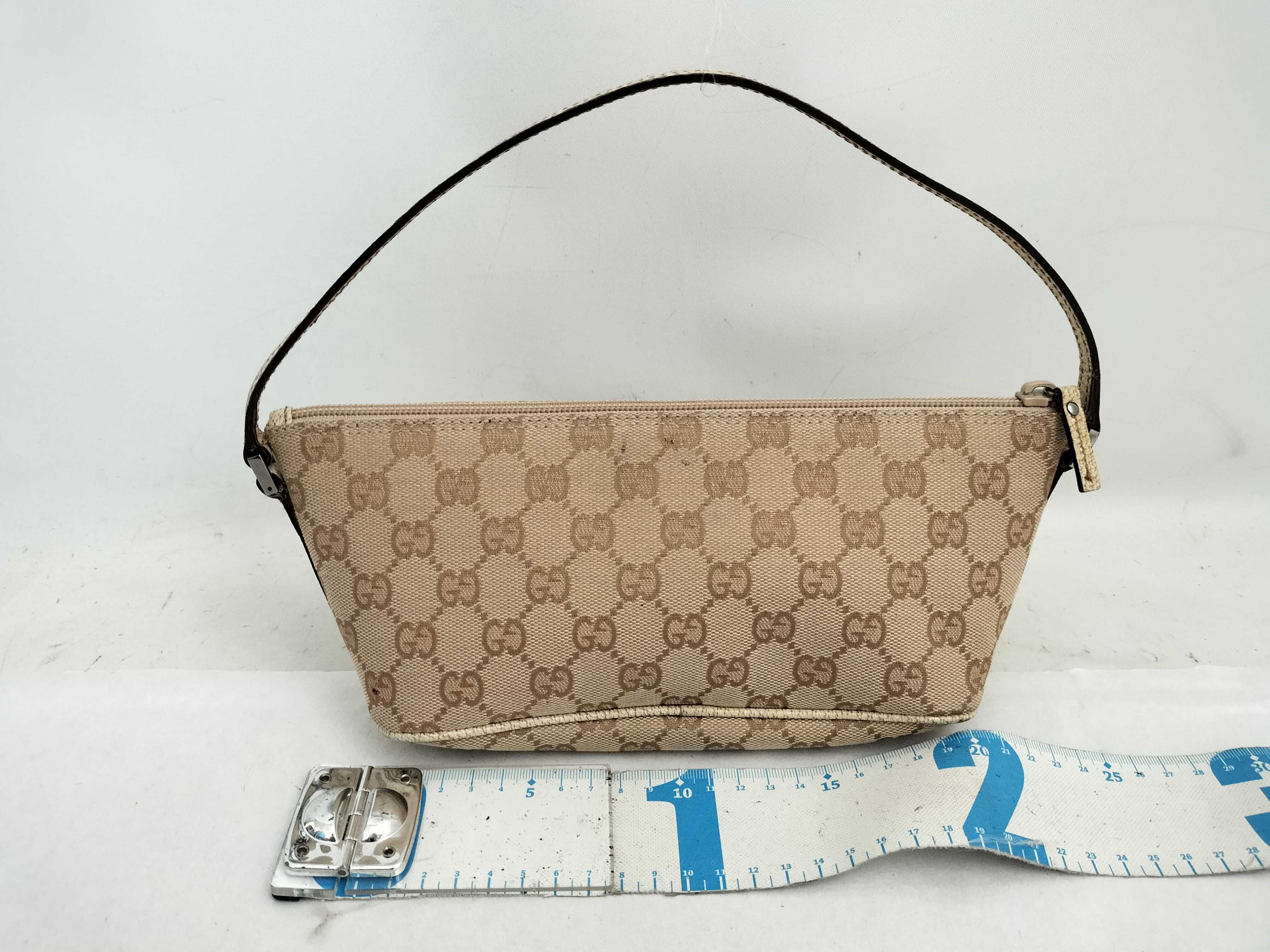 GG Canvas Accessory Pouch, Beige — view 2