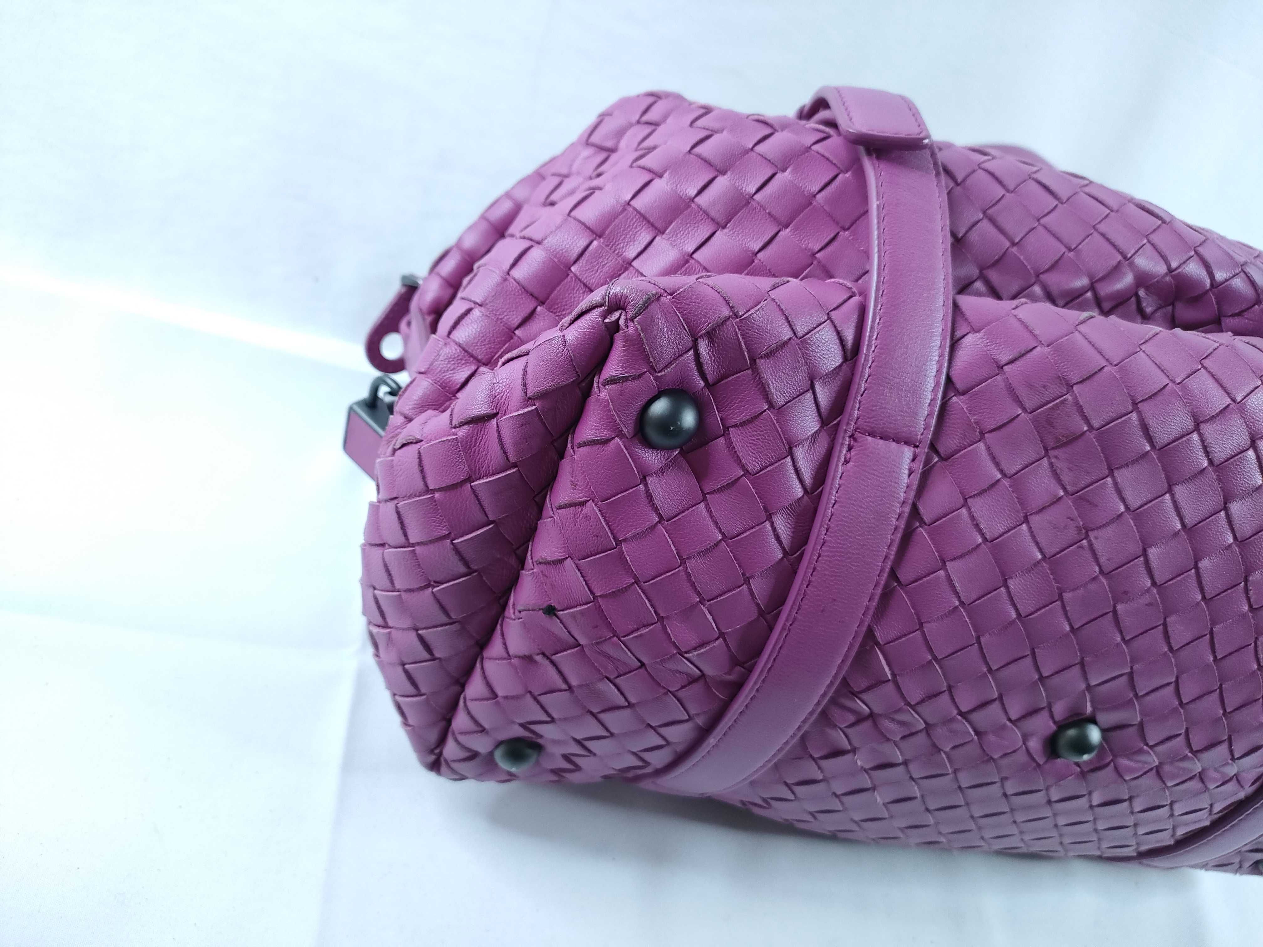 Intrecciato Montaigne Leather Handbag, Pink, 272801, with Mirror — view 3