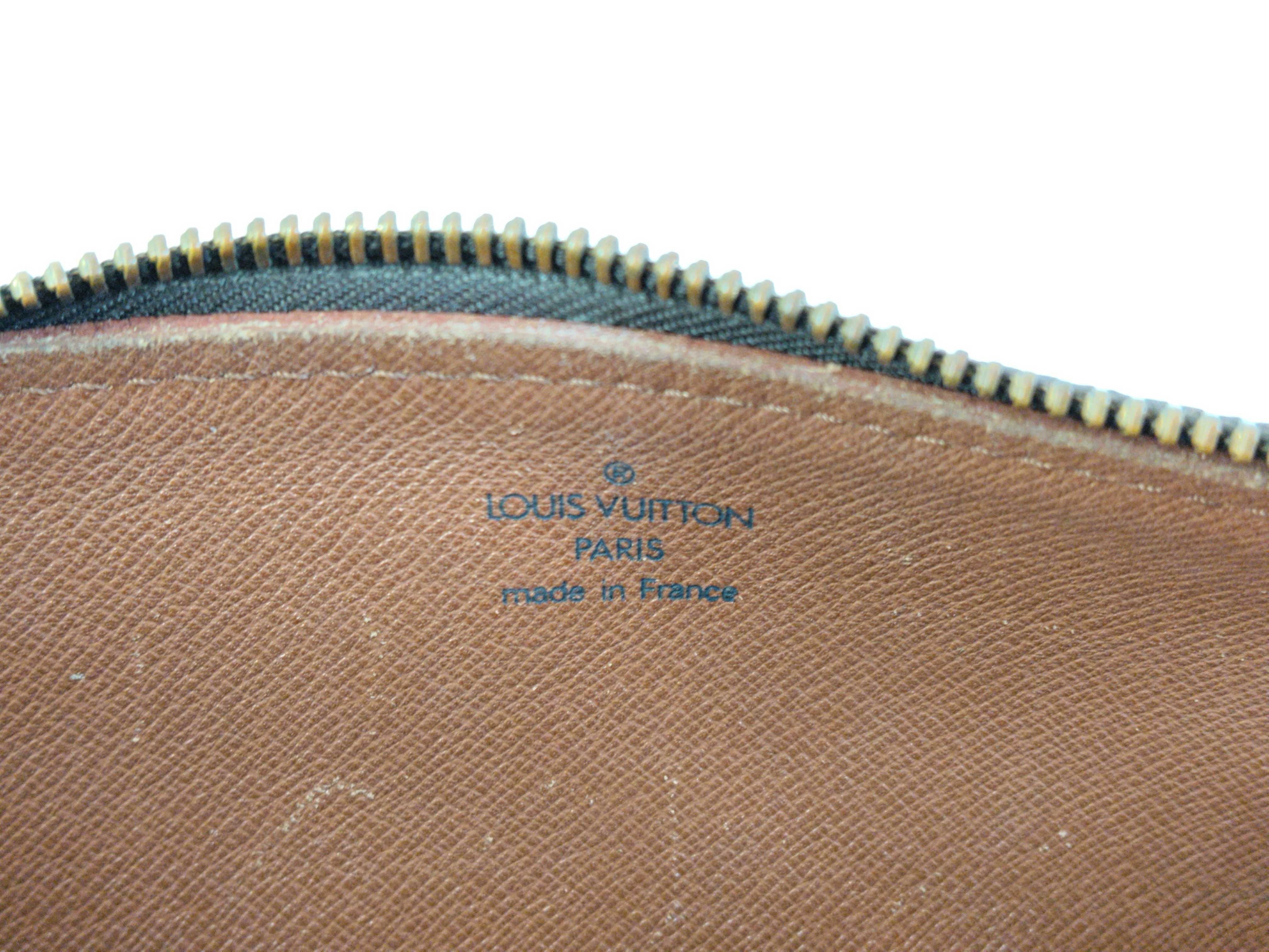 Monogram Louis Vuitton Papillon 30 (older model) M51365 Monogram Handbag — view 12