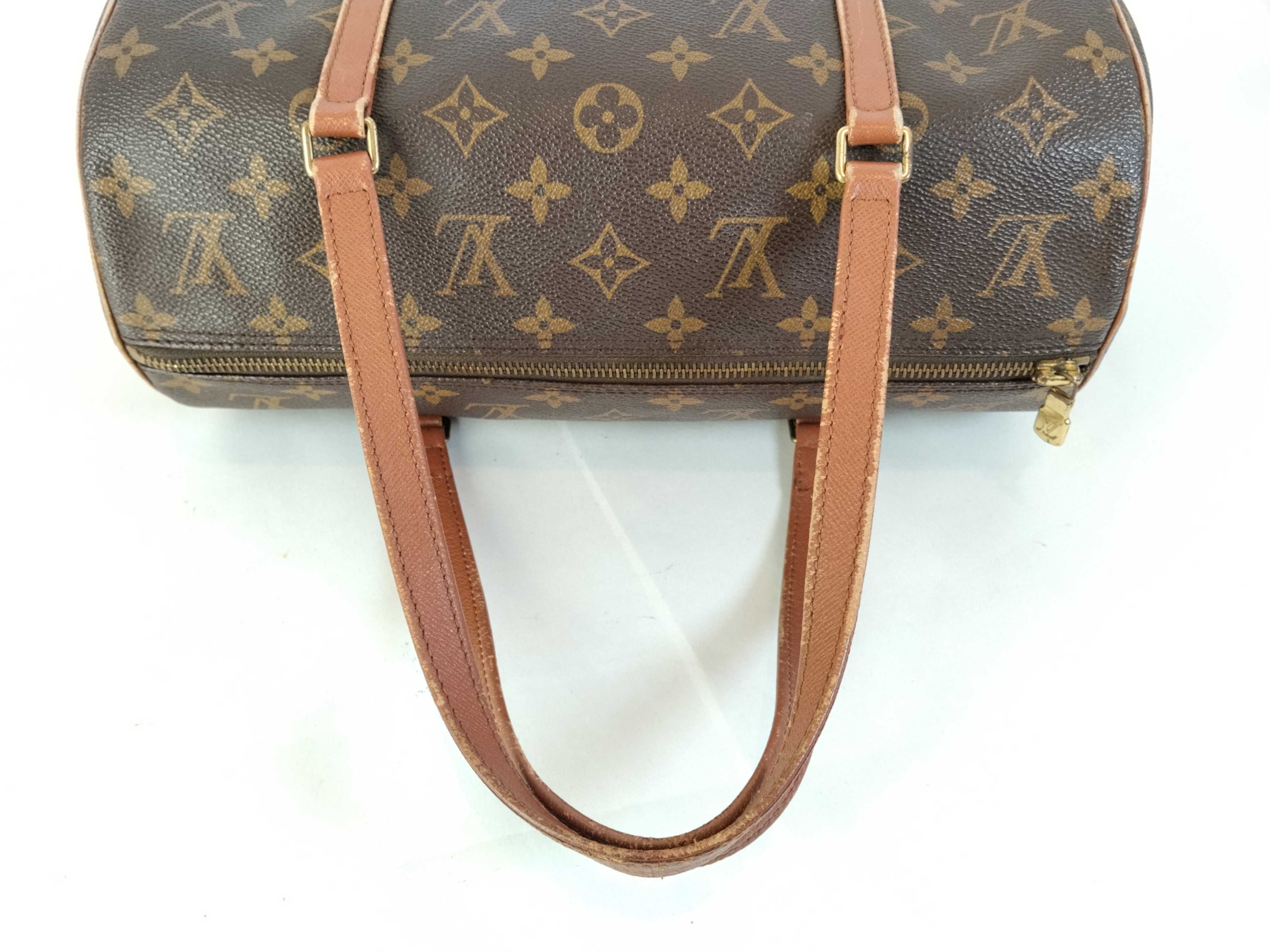 Monogram Louis Vuitton Papillon 30 (older model) M51365 Monogram Handbag — view 3