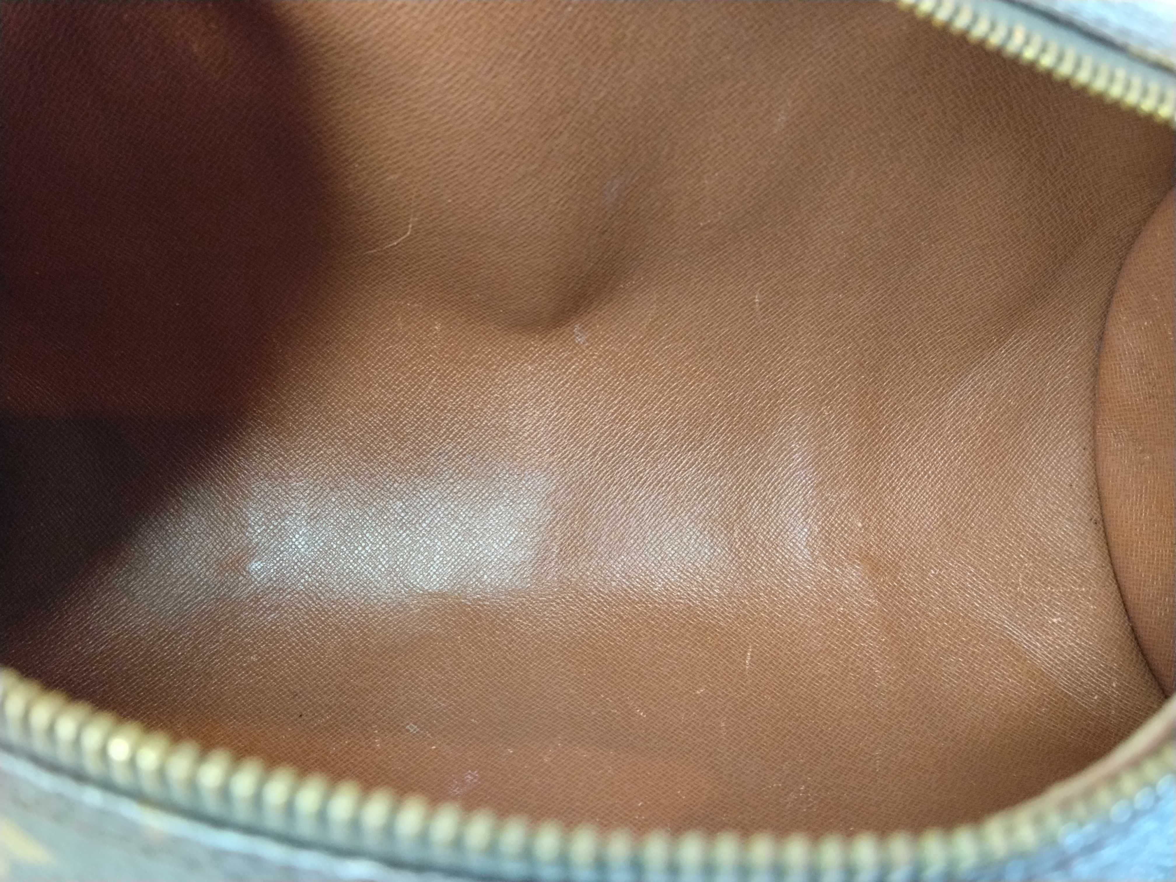 Monogram Louis Vuitton Papillon 30 (older model) M51365 Monogram Handbag — view 10