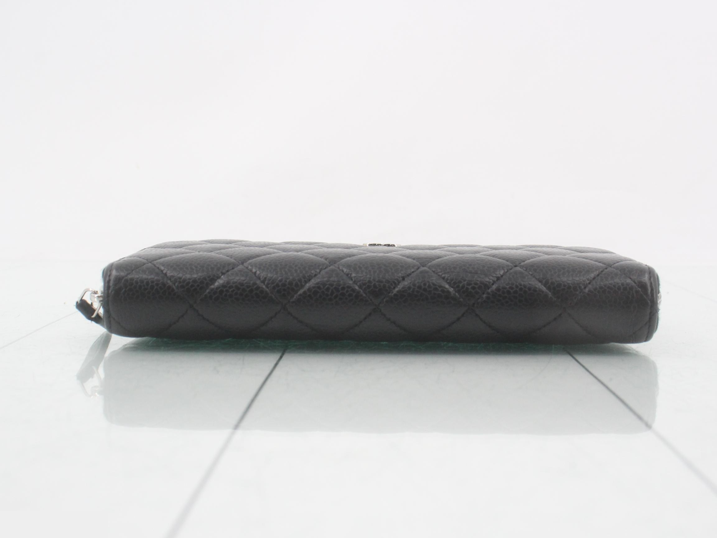 Caviar leather round zipper long wallet — view 3