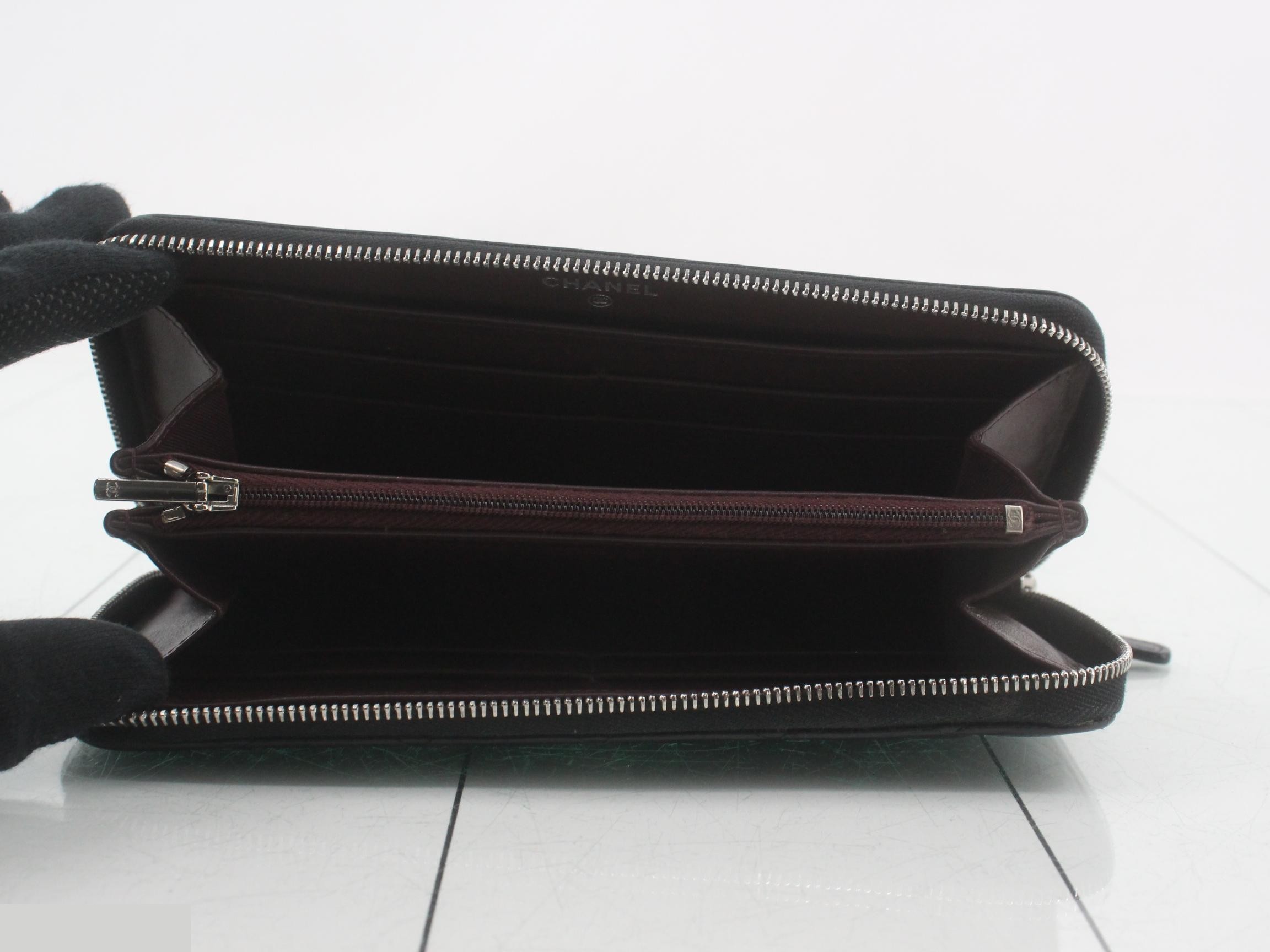 Caviar leather round zipper long wallet — view 4