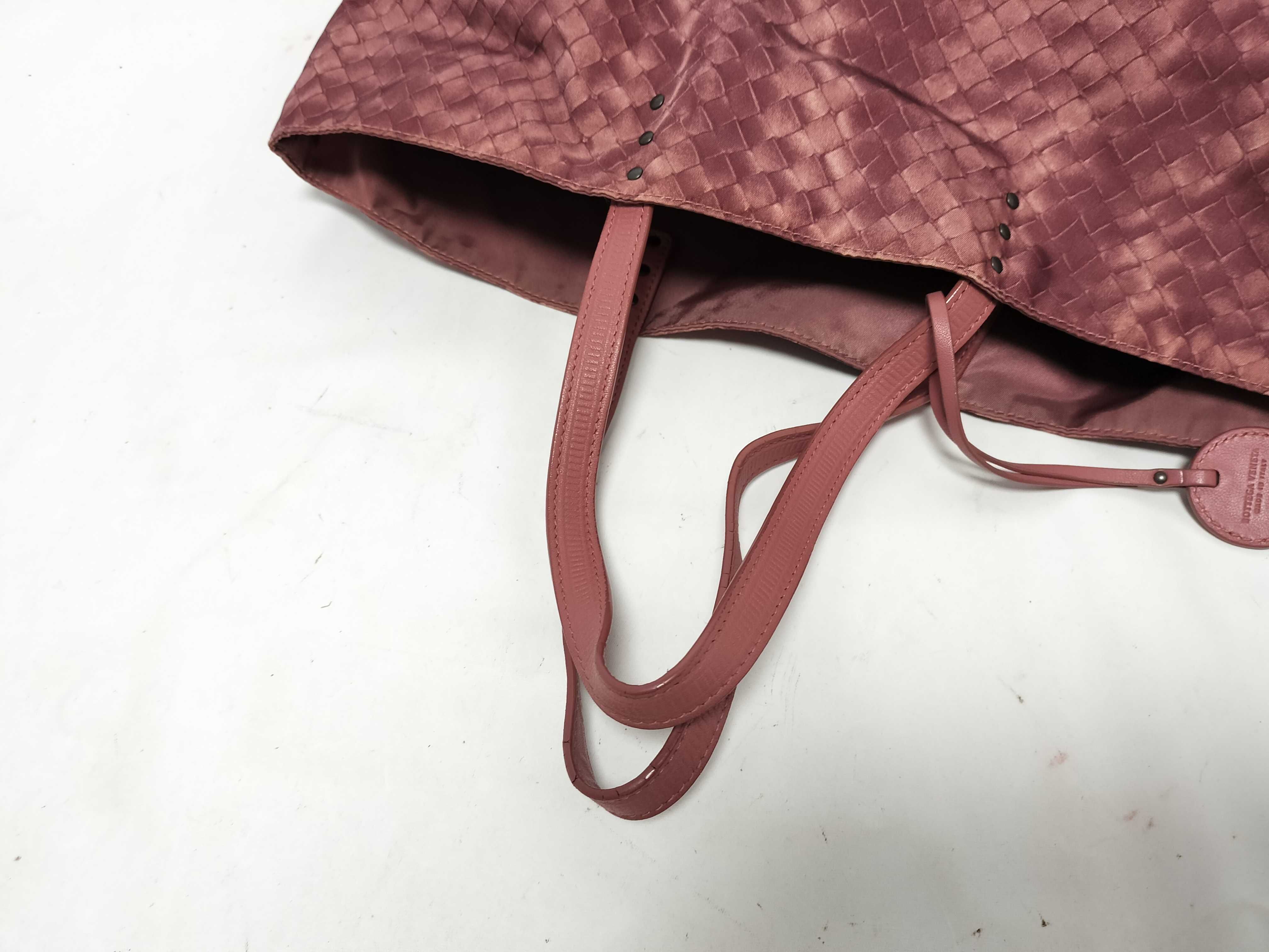 Intrecciato Bottega Veneta Intrecciato Illusion Nylon x Leather Tote Bag — view 3