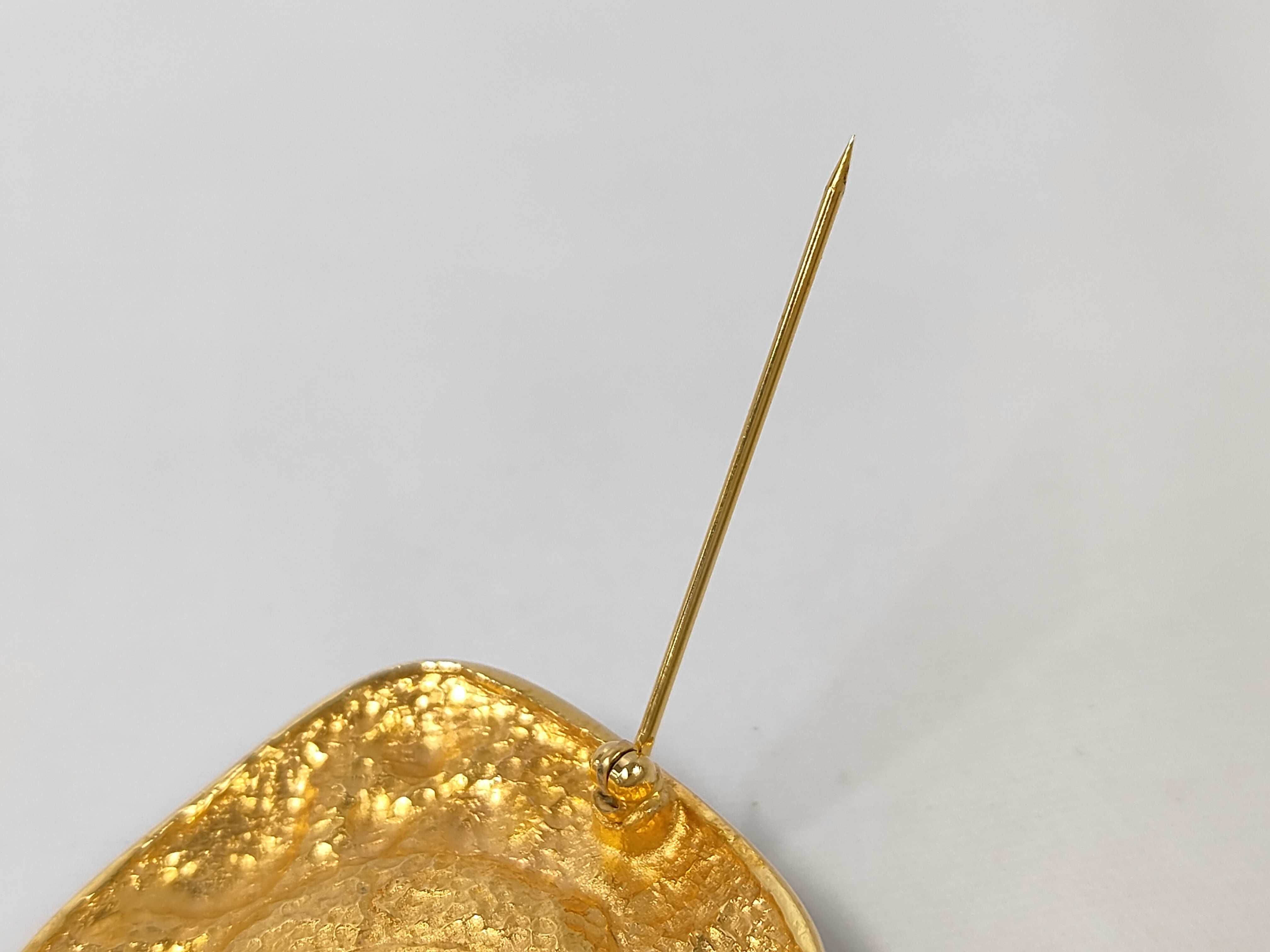 Square Pearl Gold Brooch — view 6