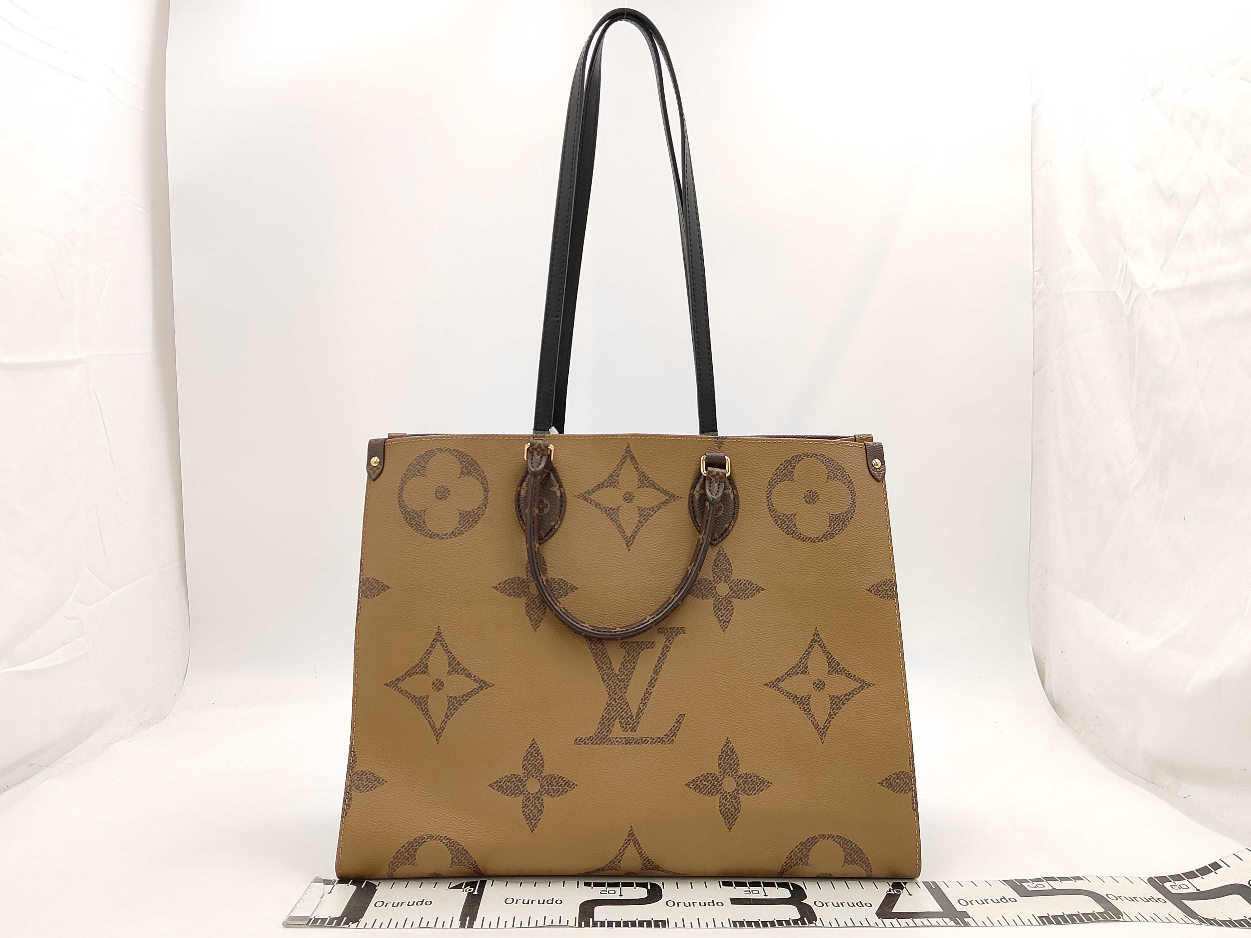 OnTheGo GM Tote Bag — view 2