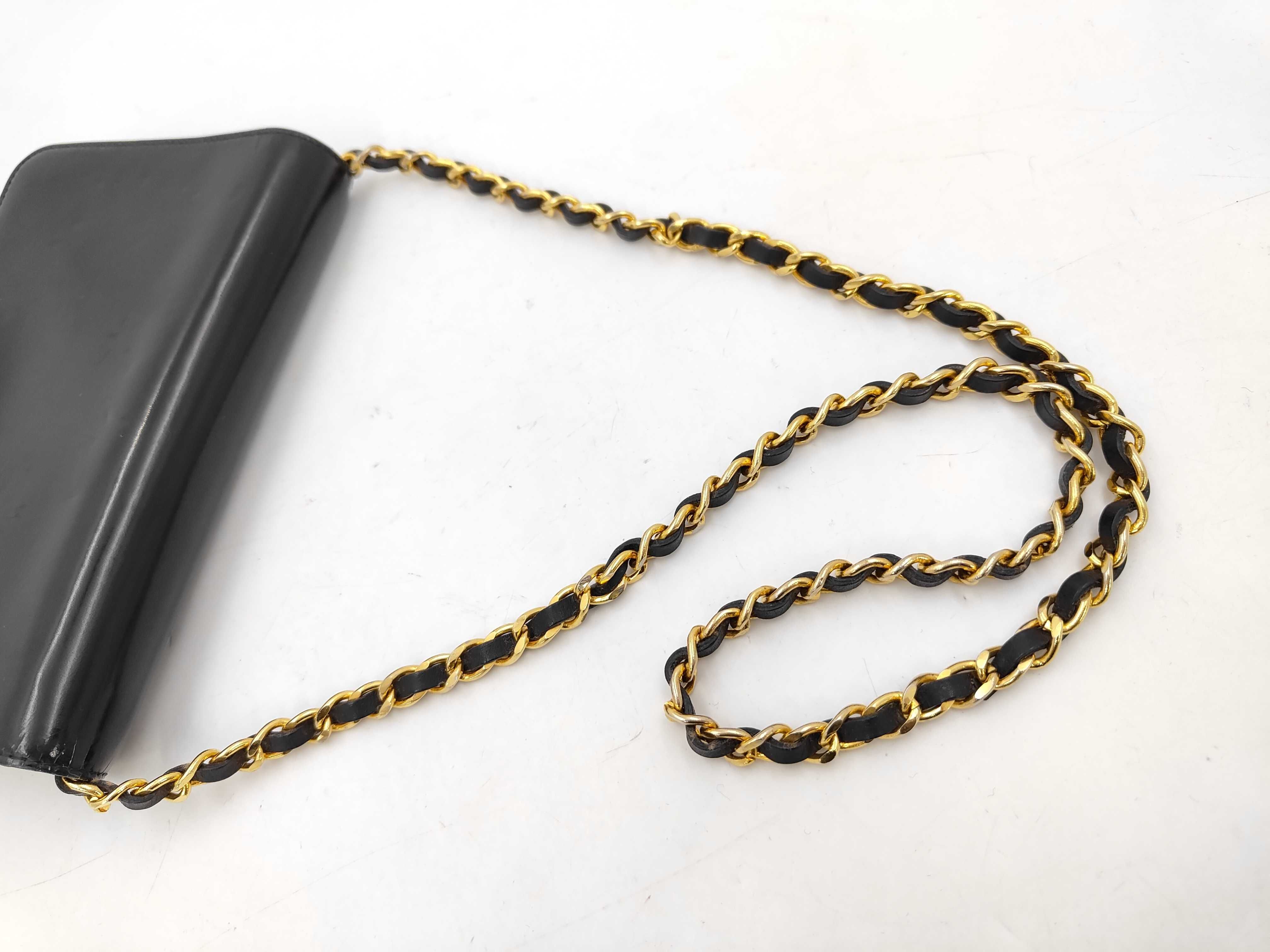 Single Flap Chain Shoulder Bag — view 3