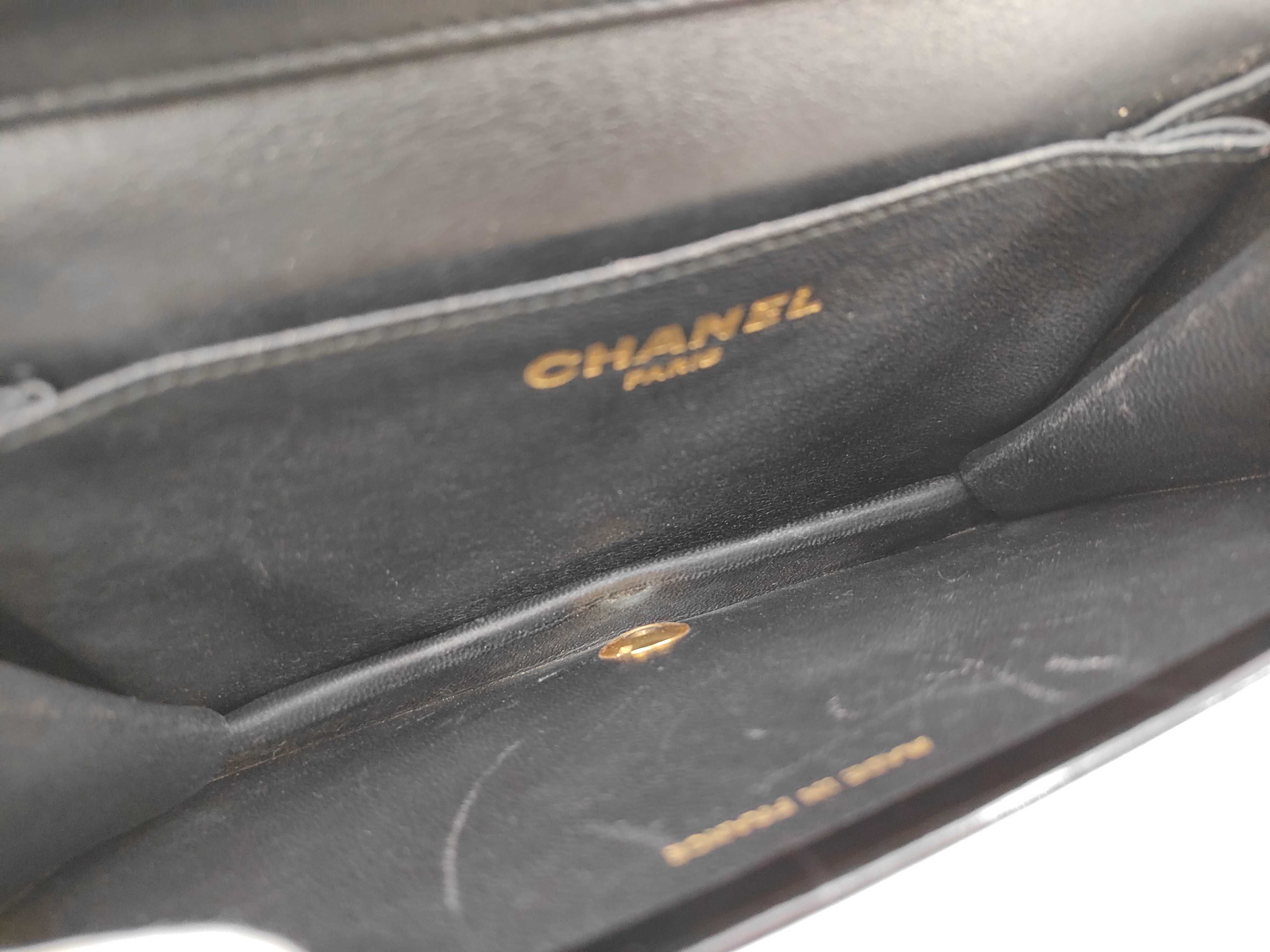 Single Flap Chain Shoulder Bag — view 9