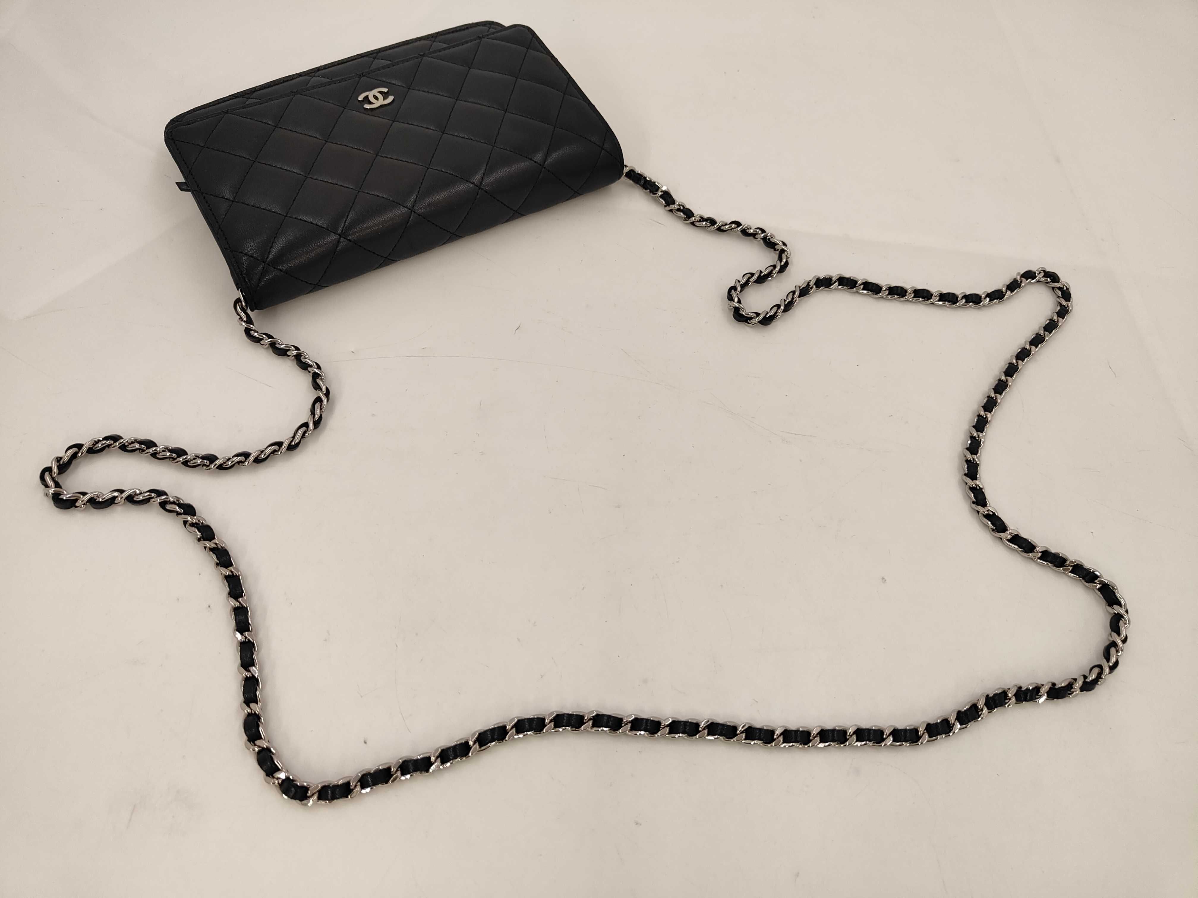 Matelasse Chain Shoulder Bag — view 3