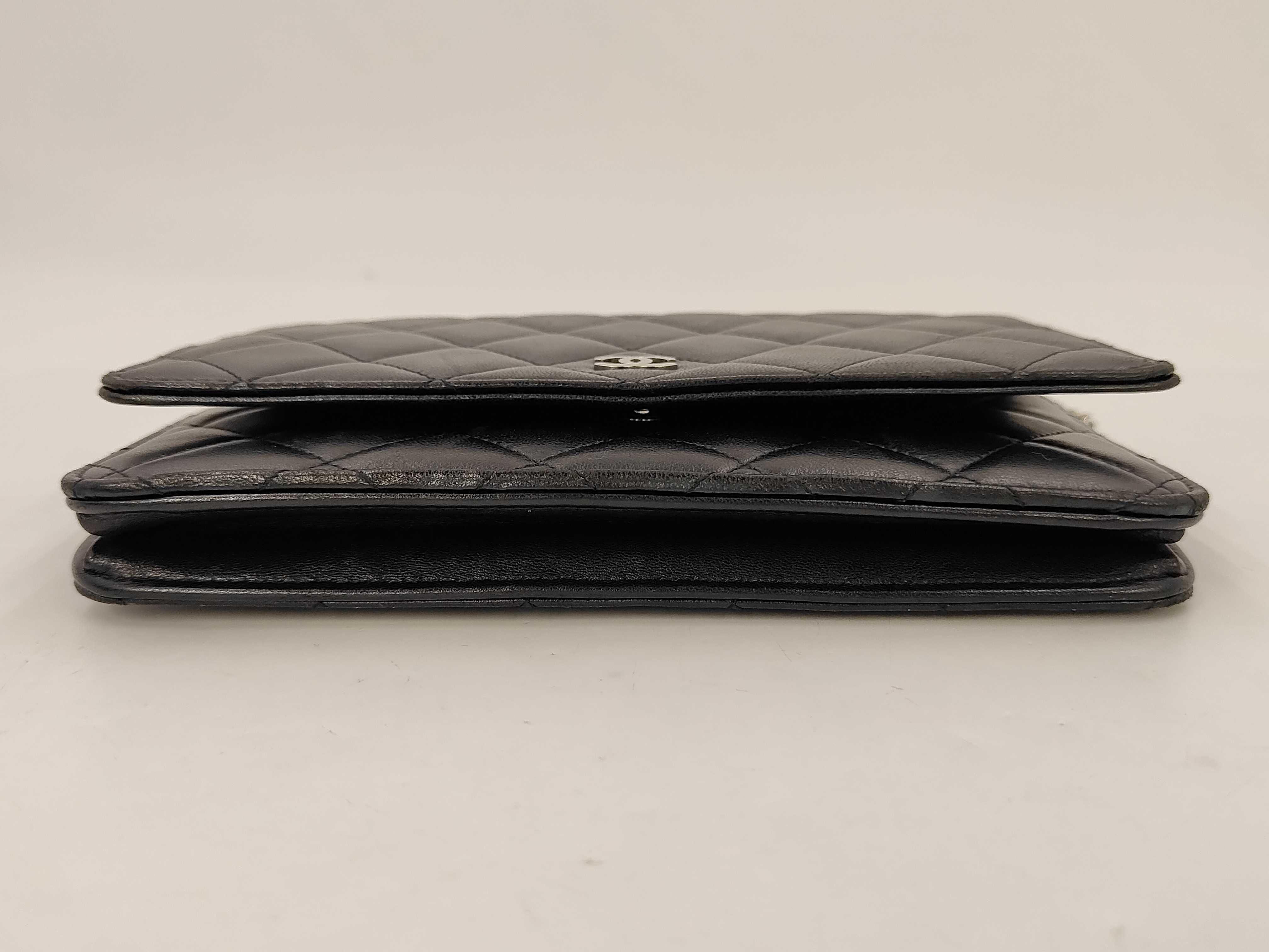 Matelasse Chain Shoulder Bag — view 6