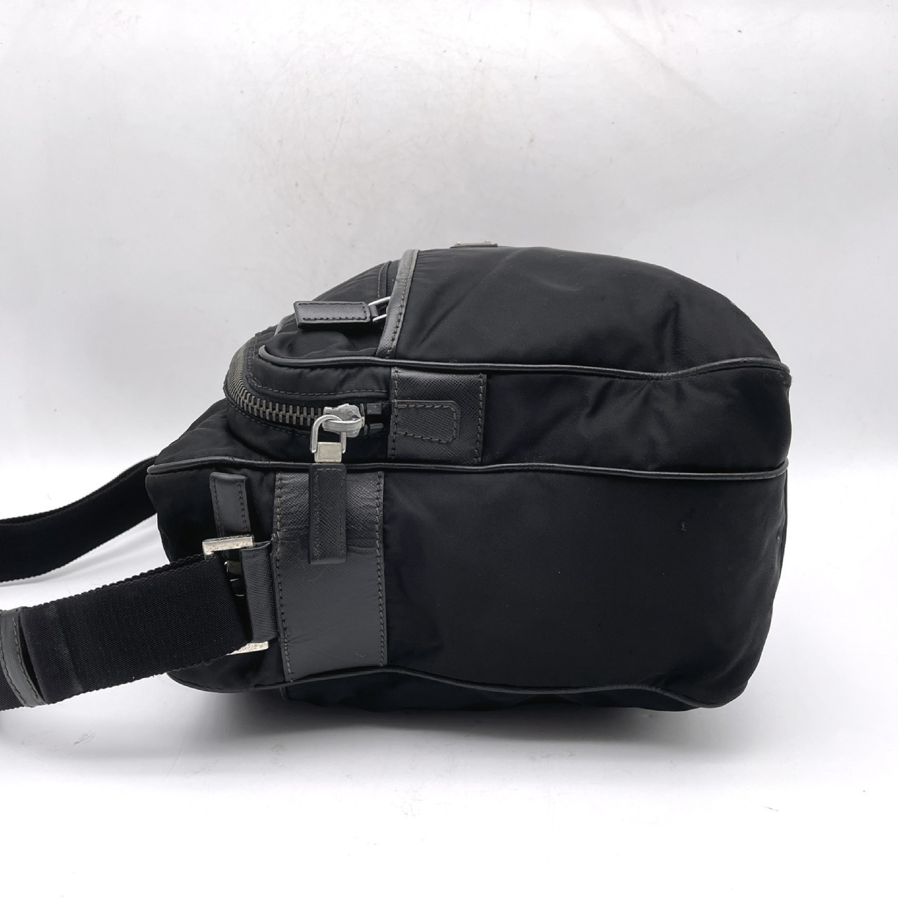Triangle Logo Tessuto Nylon Shoulder Bag — view 3