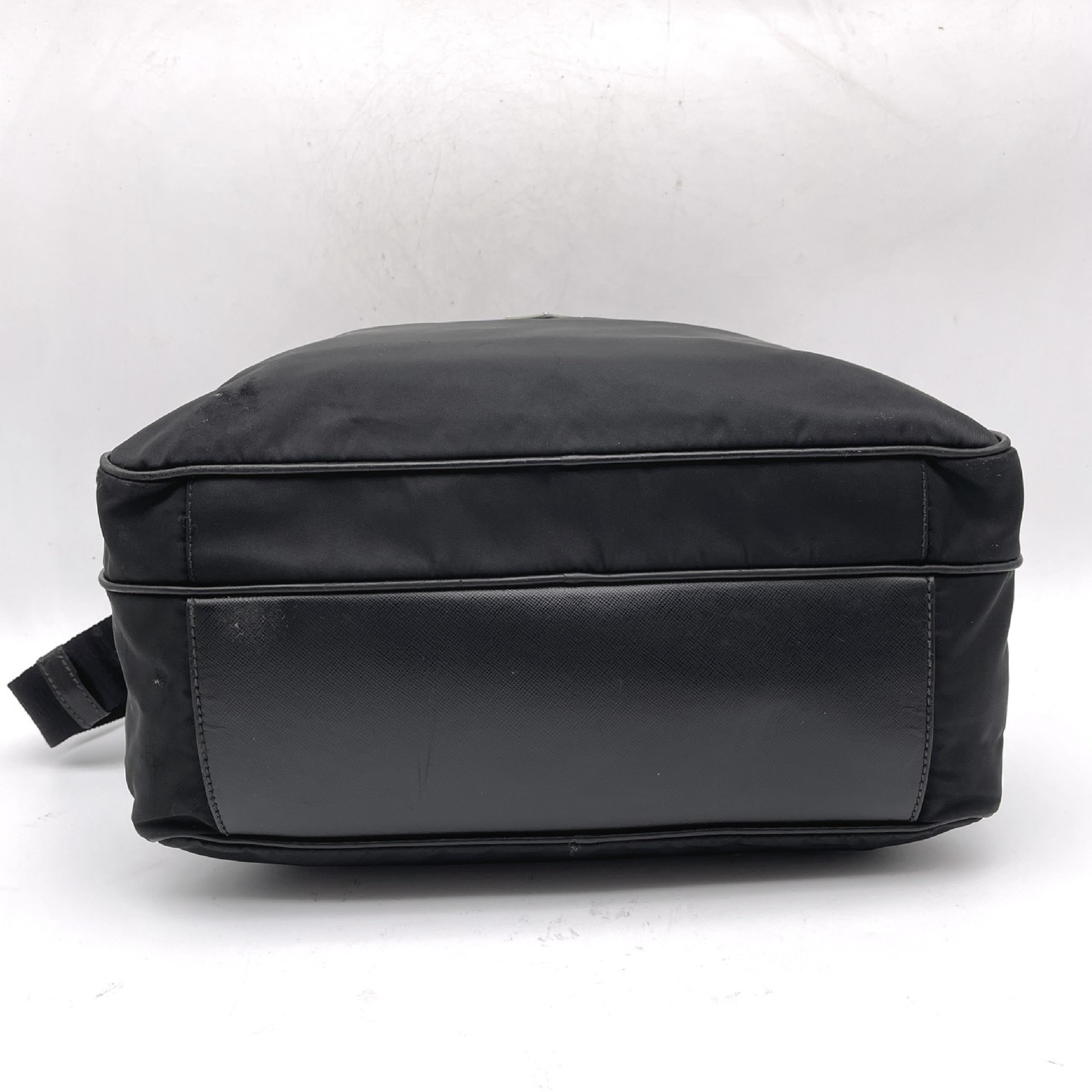 Triangle Logo Tessuto Nylon Shoulder Bag — view 5