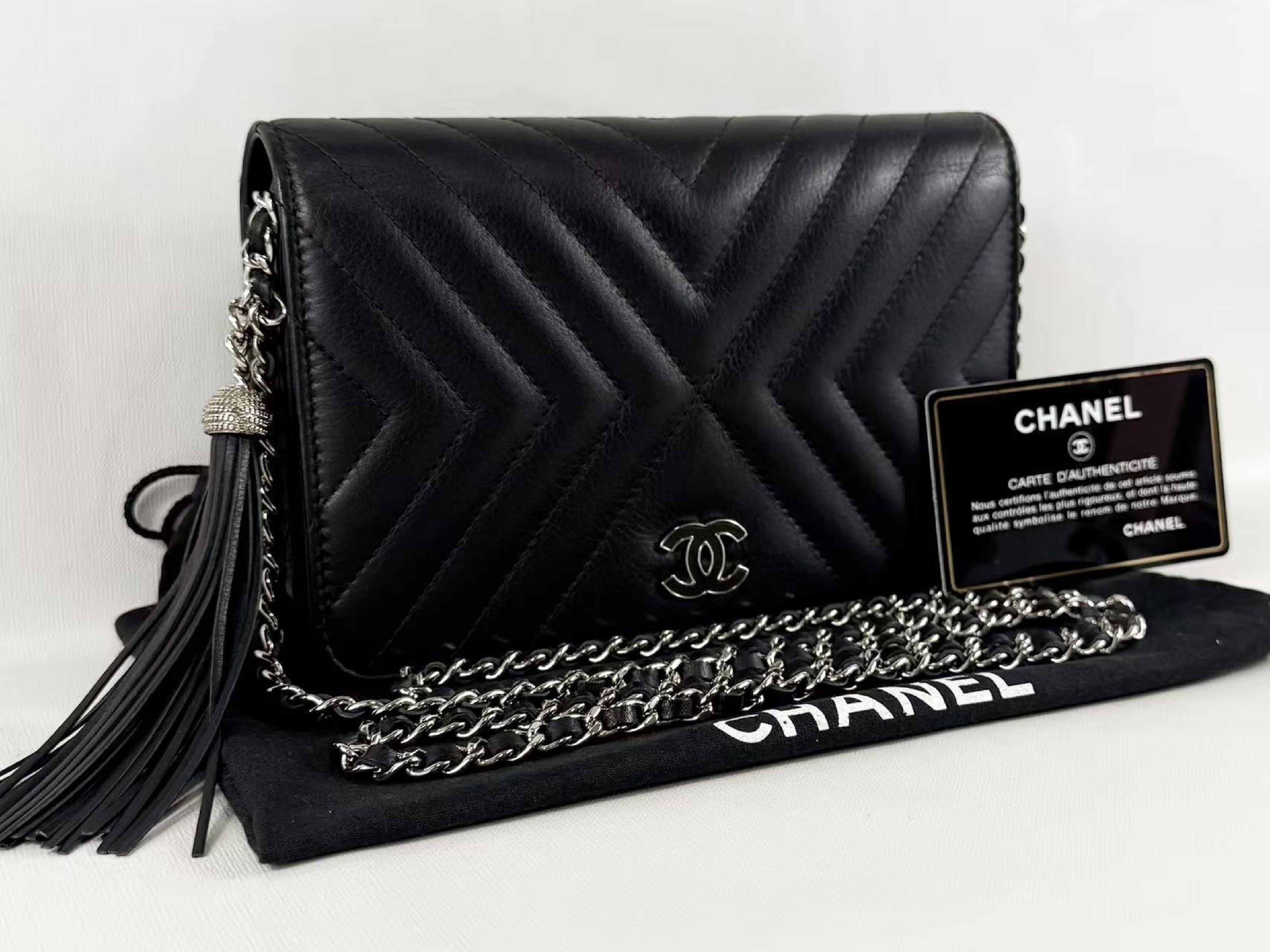 Black Fringe Chevron Shoulder Bag, W19cm (approx.), serial number in the 25 range. Includes dust bag, authenticity card, and seal. Features hardware. Item number: 25845805. — view 2