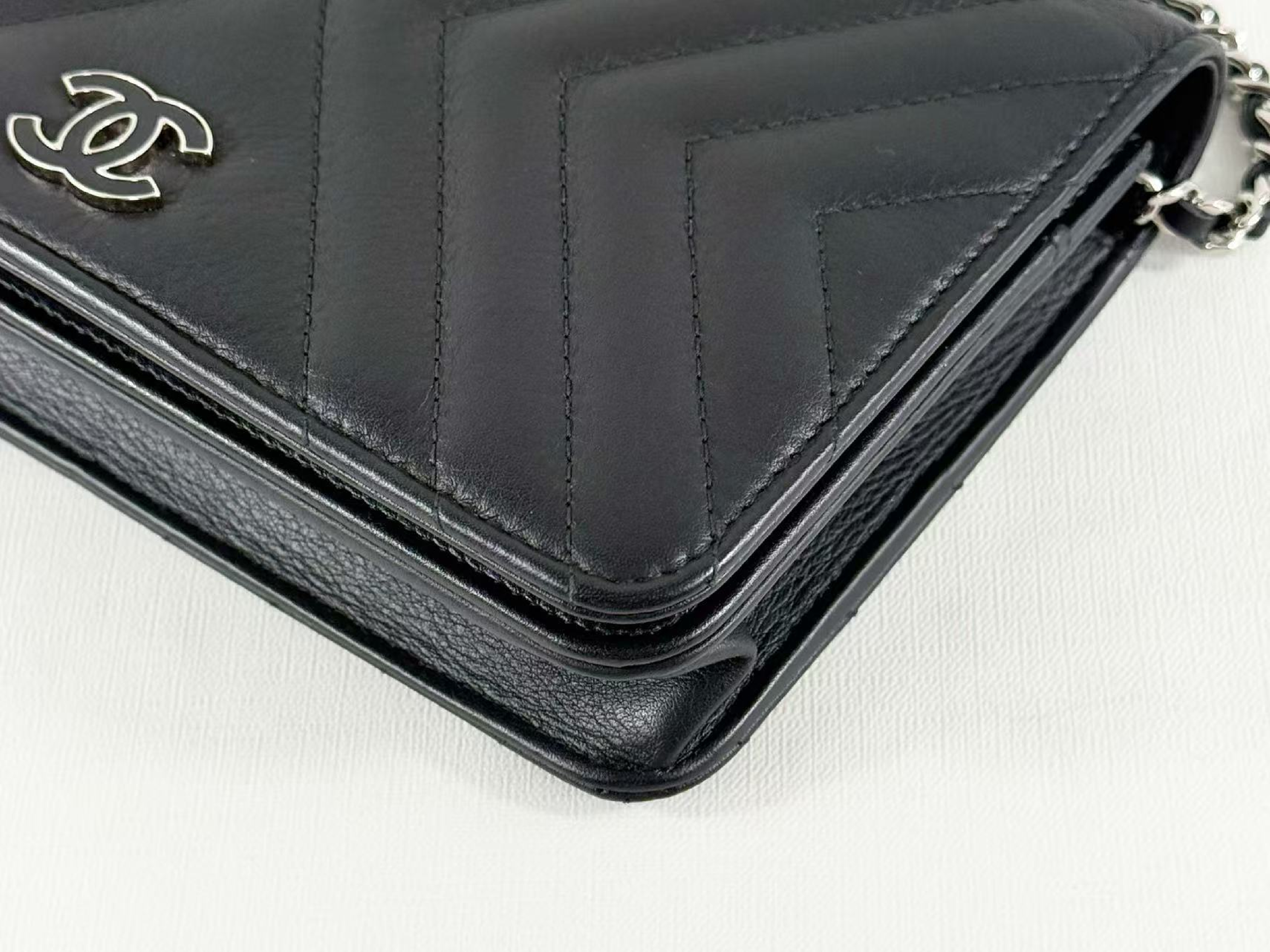 Black Fringe Chevron Shoulder Bag, W19cm (approx.), serial number in the 25 range. Includes dust bag, authenticity card, and seal. Features hardware. Item number: 25845805. — view 11
