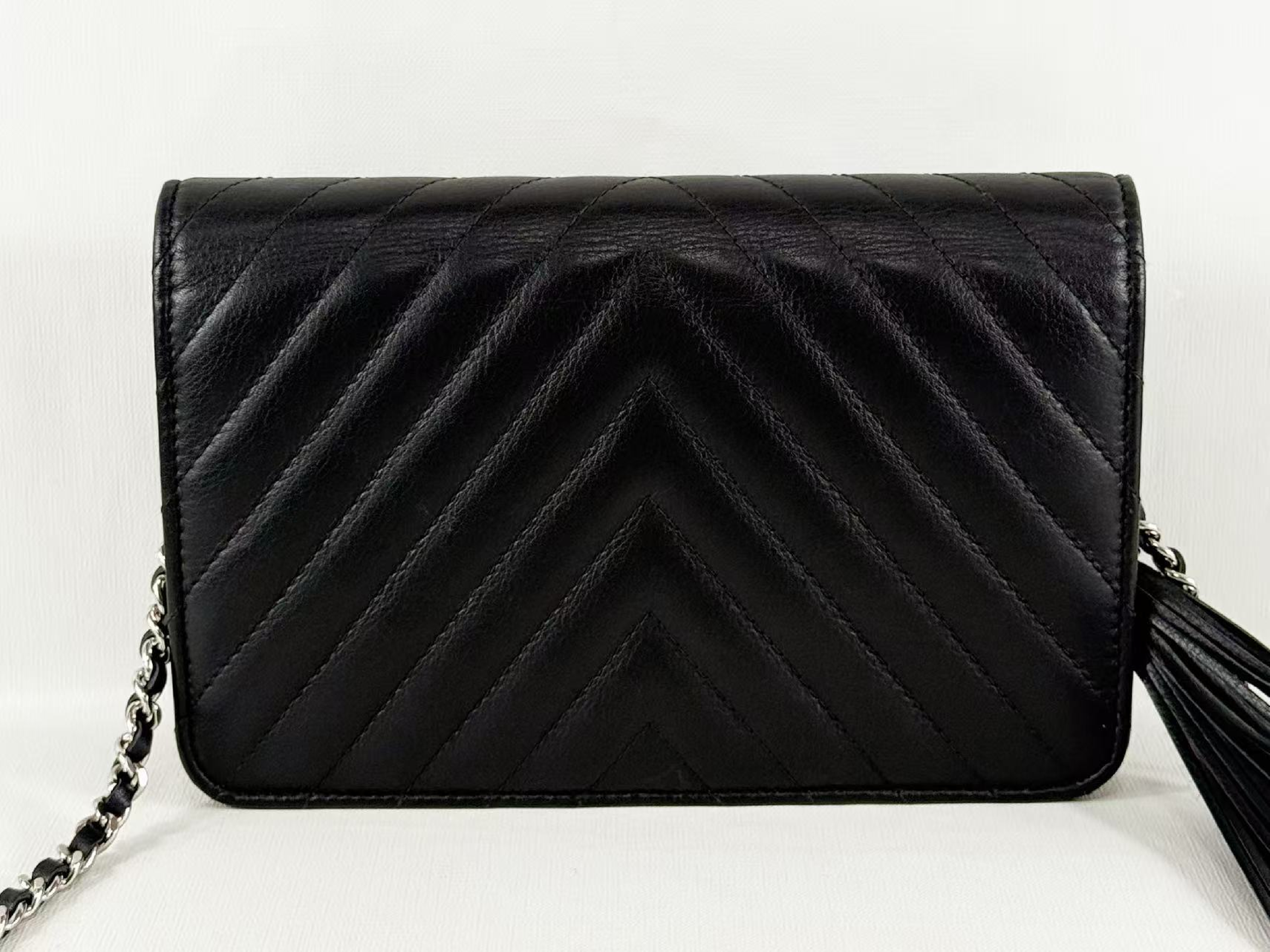 Black Fringe Chevron Shoulder Bag, W19cm (approx.), serial number in the 25 range. Includes dust bag, authenticity card, and seal. Features hardware. Item number: 25845805. — view 3