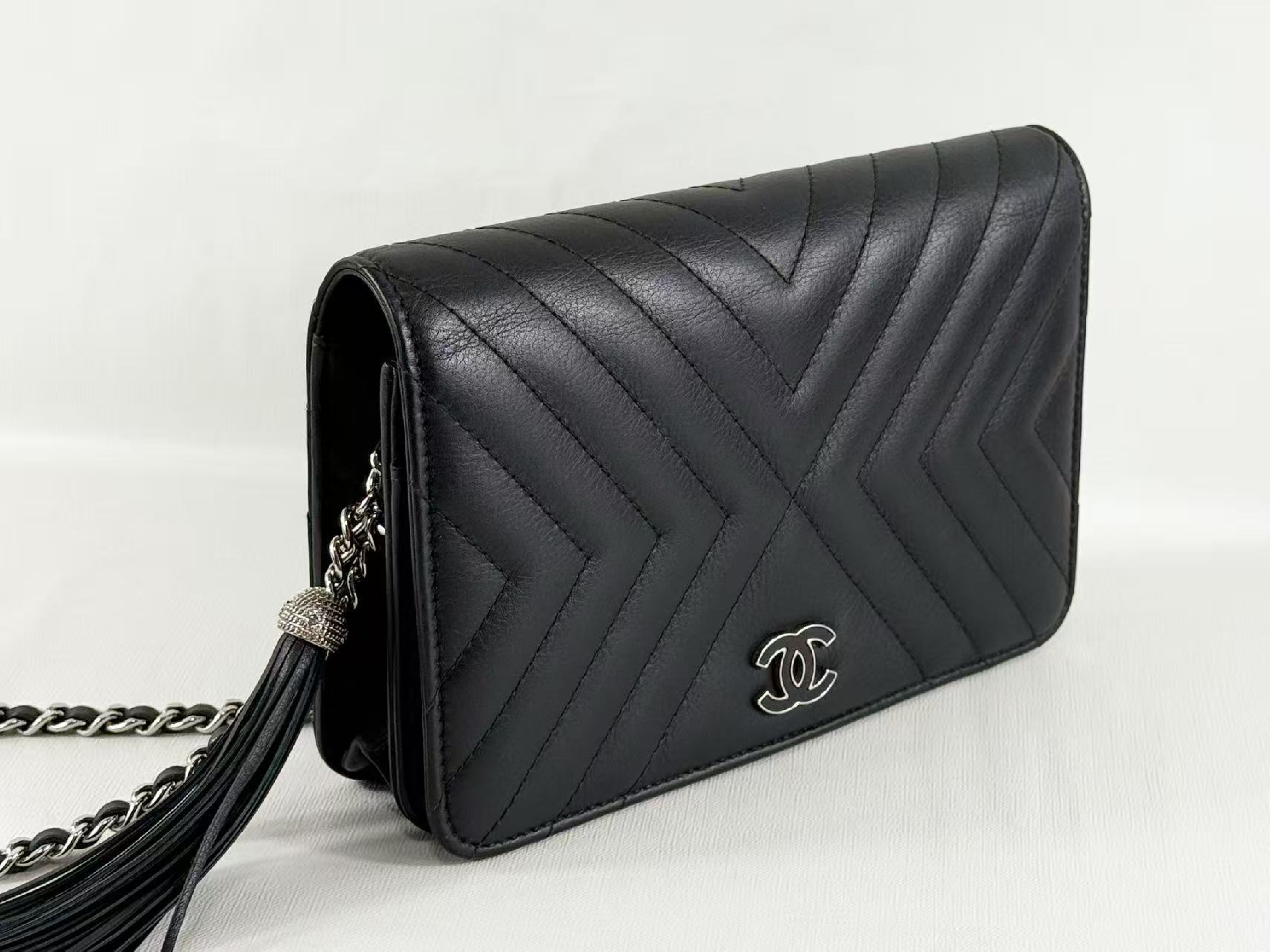 Black Fringe Chevron Shoulder Bag, W19cm (approx.), serial number in the 25 range. Includes dust bag, authenticity card, and seal. Features hardware. Item number: 25845805. — view 6