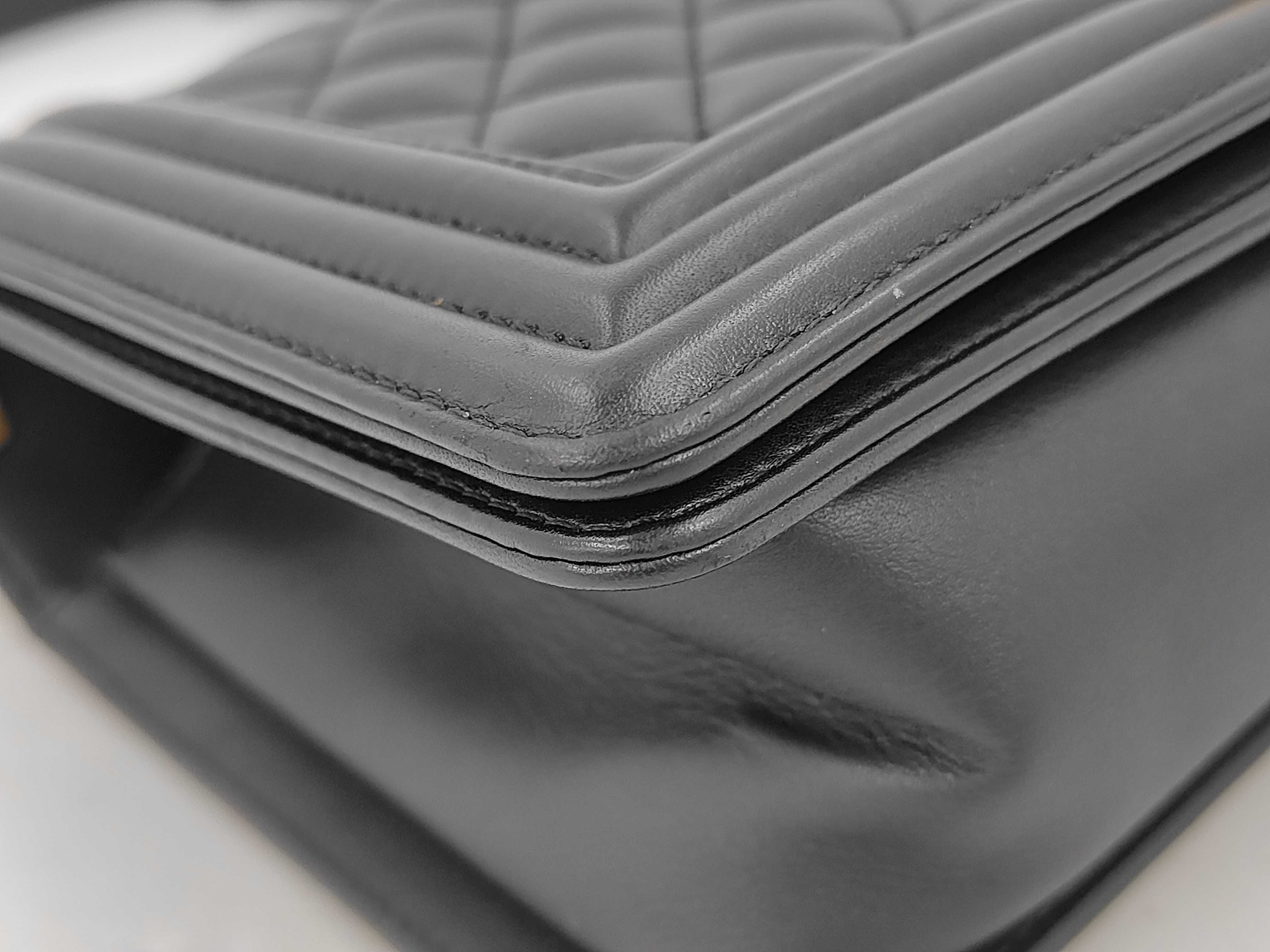 Boy Chanel Shoulder Bag — view 4