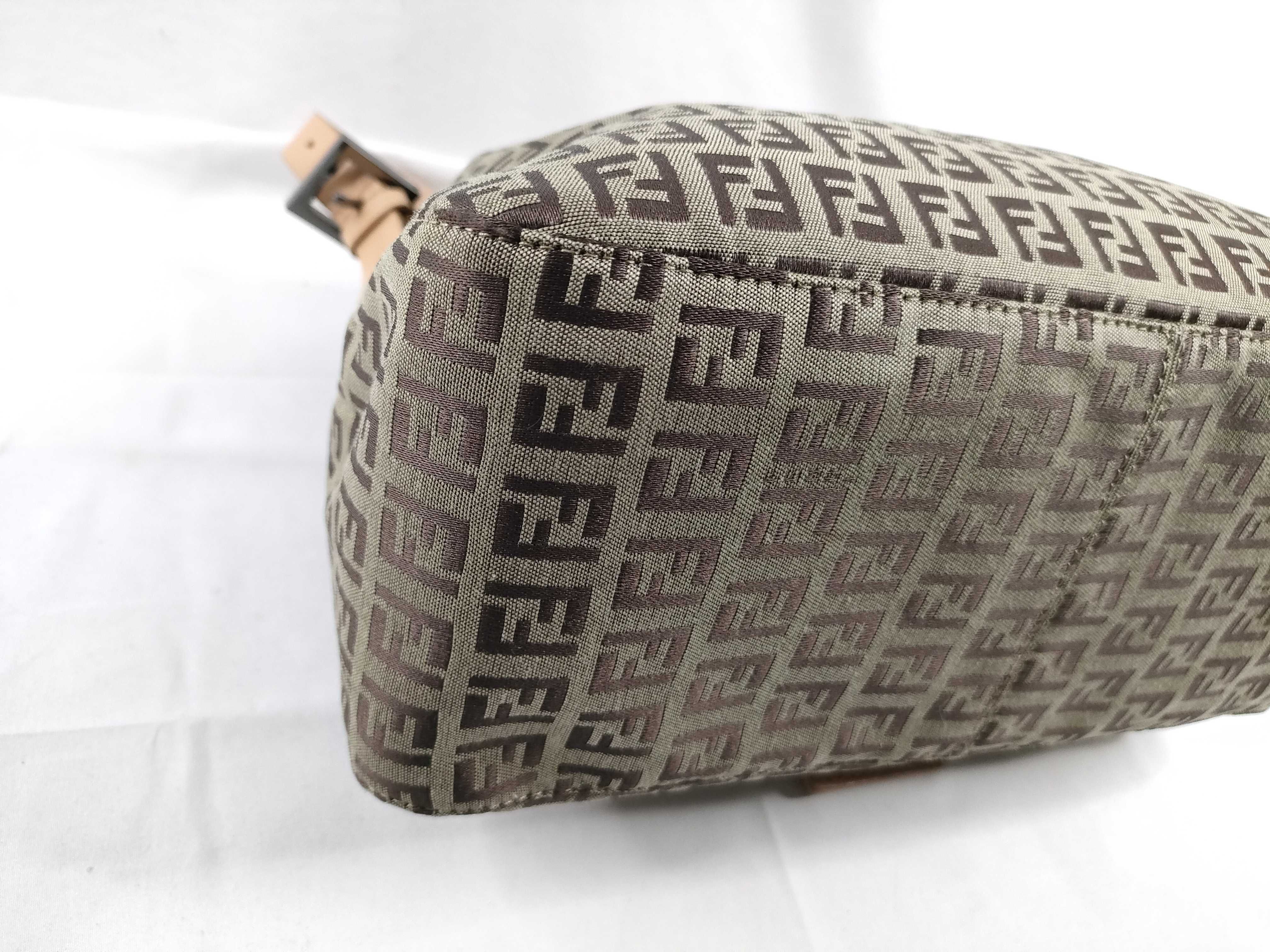 Mamma Bucket Zucchino Shoulder Bag — view 3