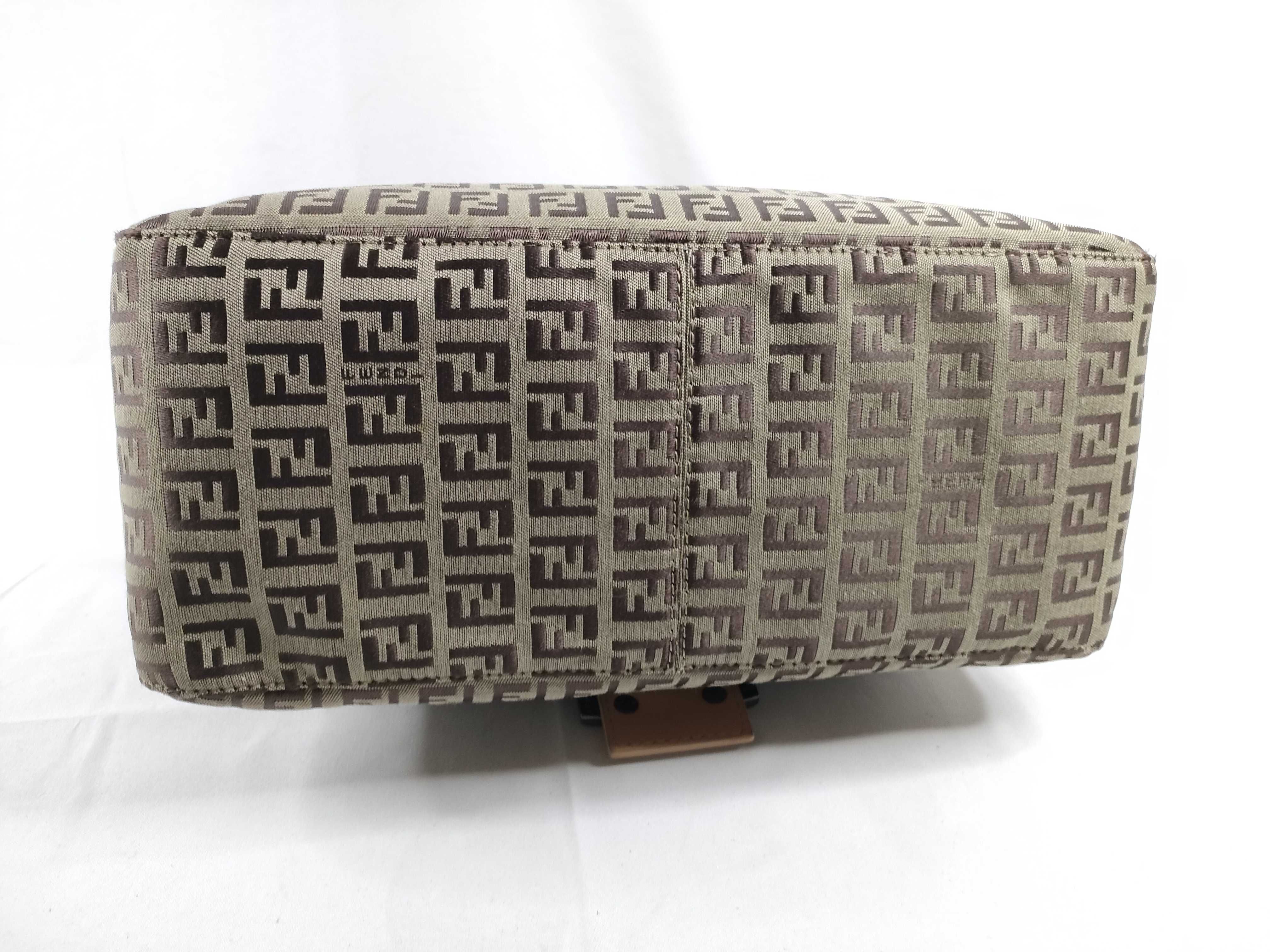 Mamma Bucket Zucchino Shoulder Bag — view 4