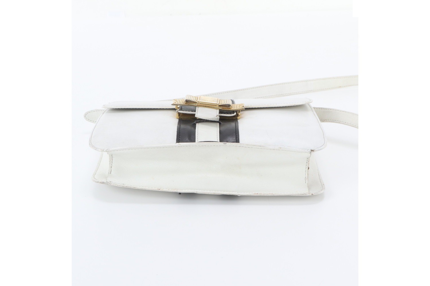 Leather shoulder bag, crossbody bag. — view 6