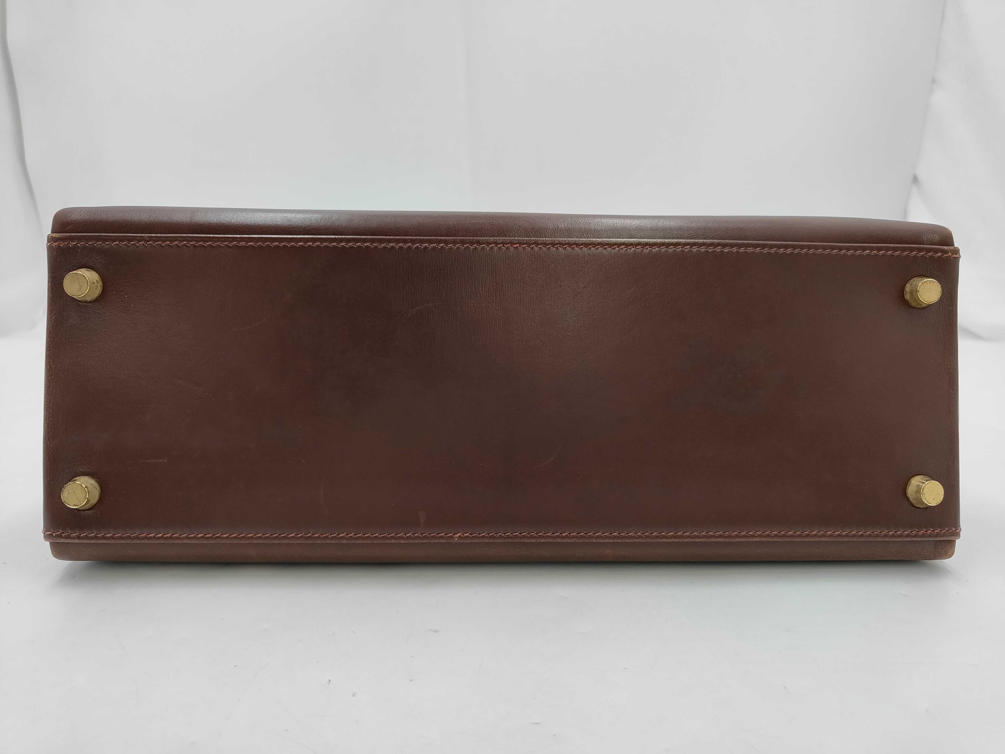 Kelly 32 Box Calf Leather, Brown, Gold Hardware, E Handbag — view 3