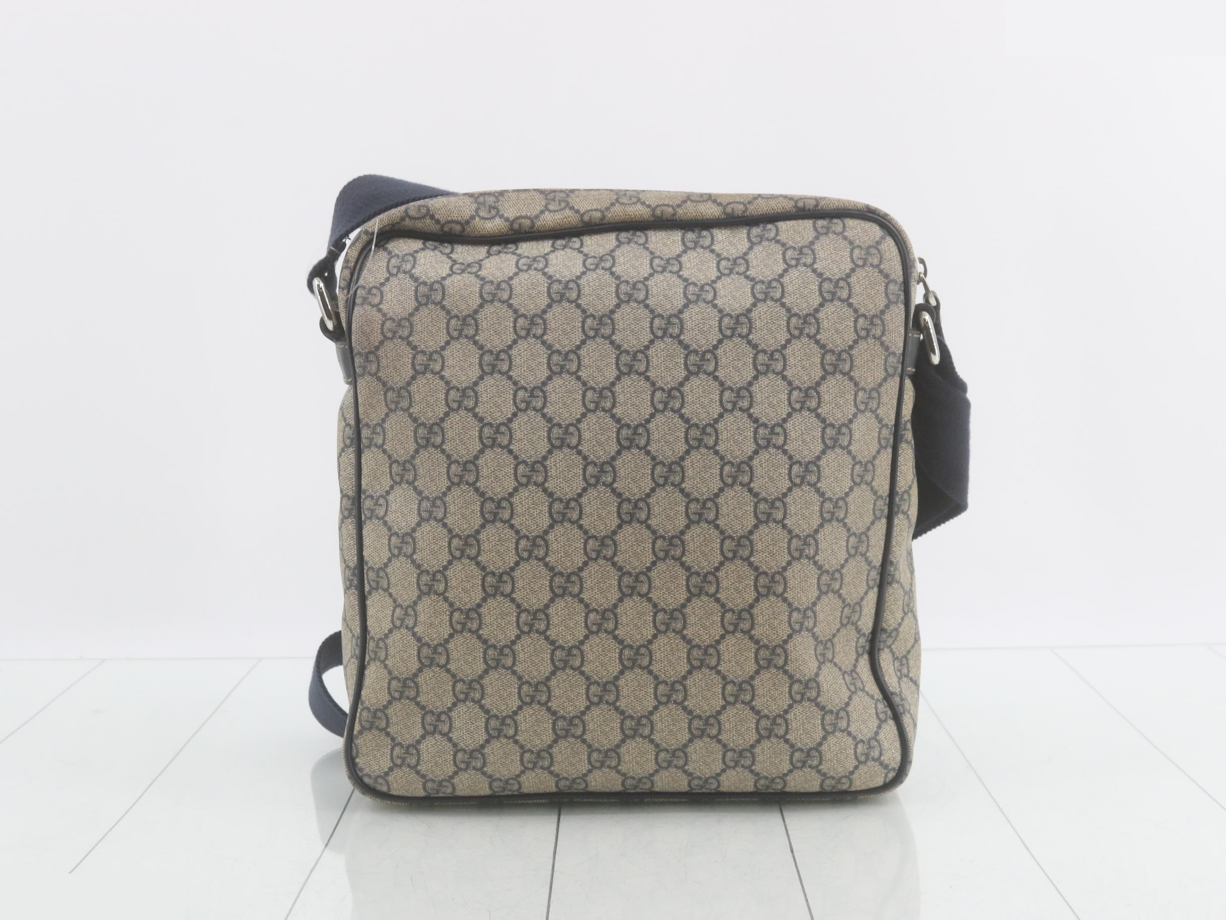 GG Supreme Logo Shoulder Bag — view 2