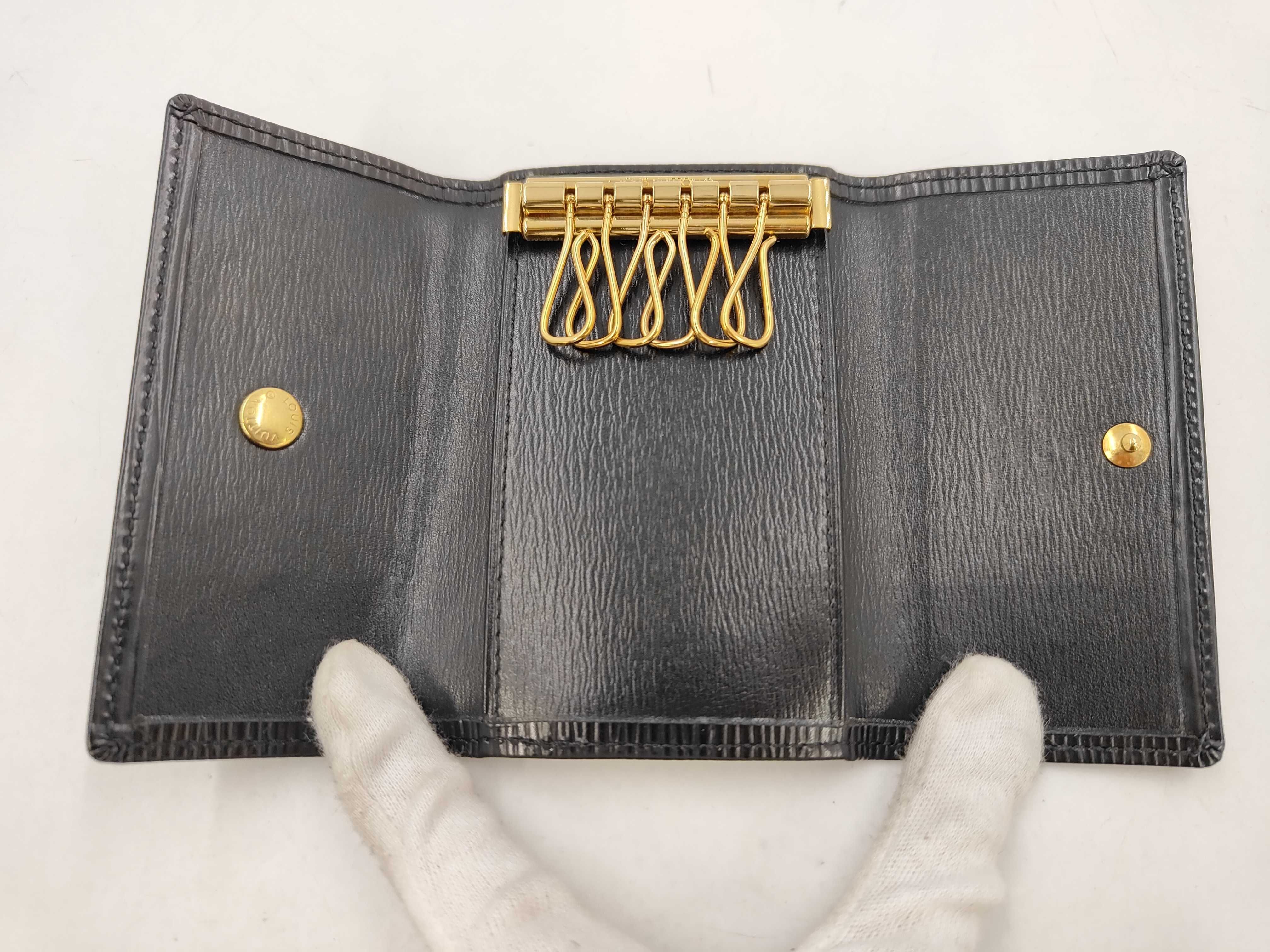 Epi Multicles 6 Epi Noir Key Case — view 4