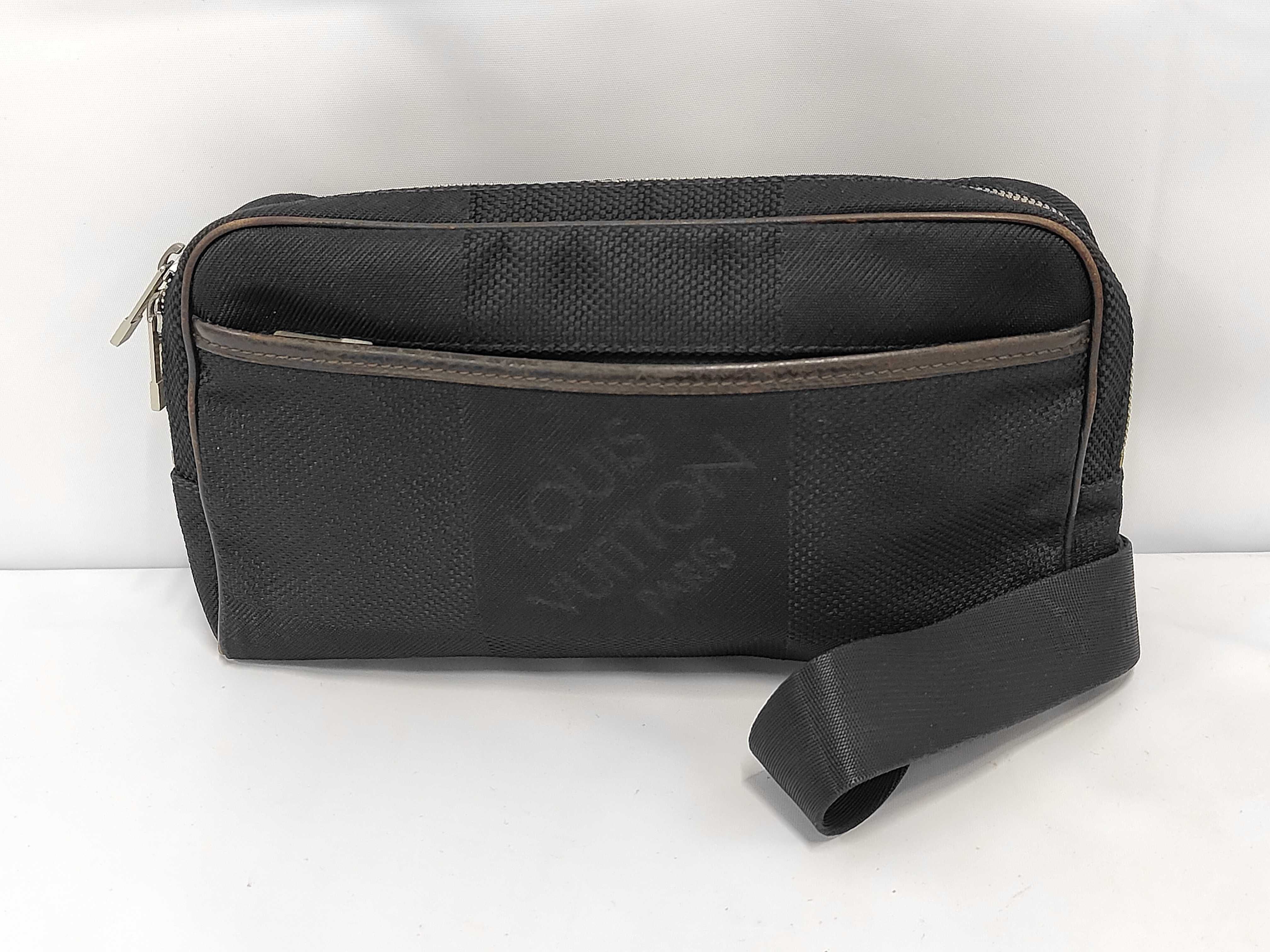 Damier Geant Body Bag