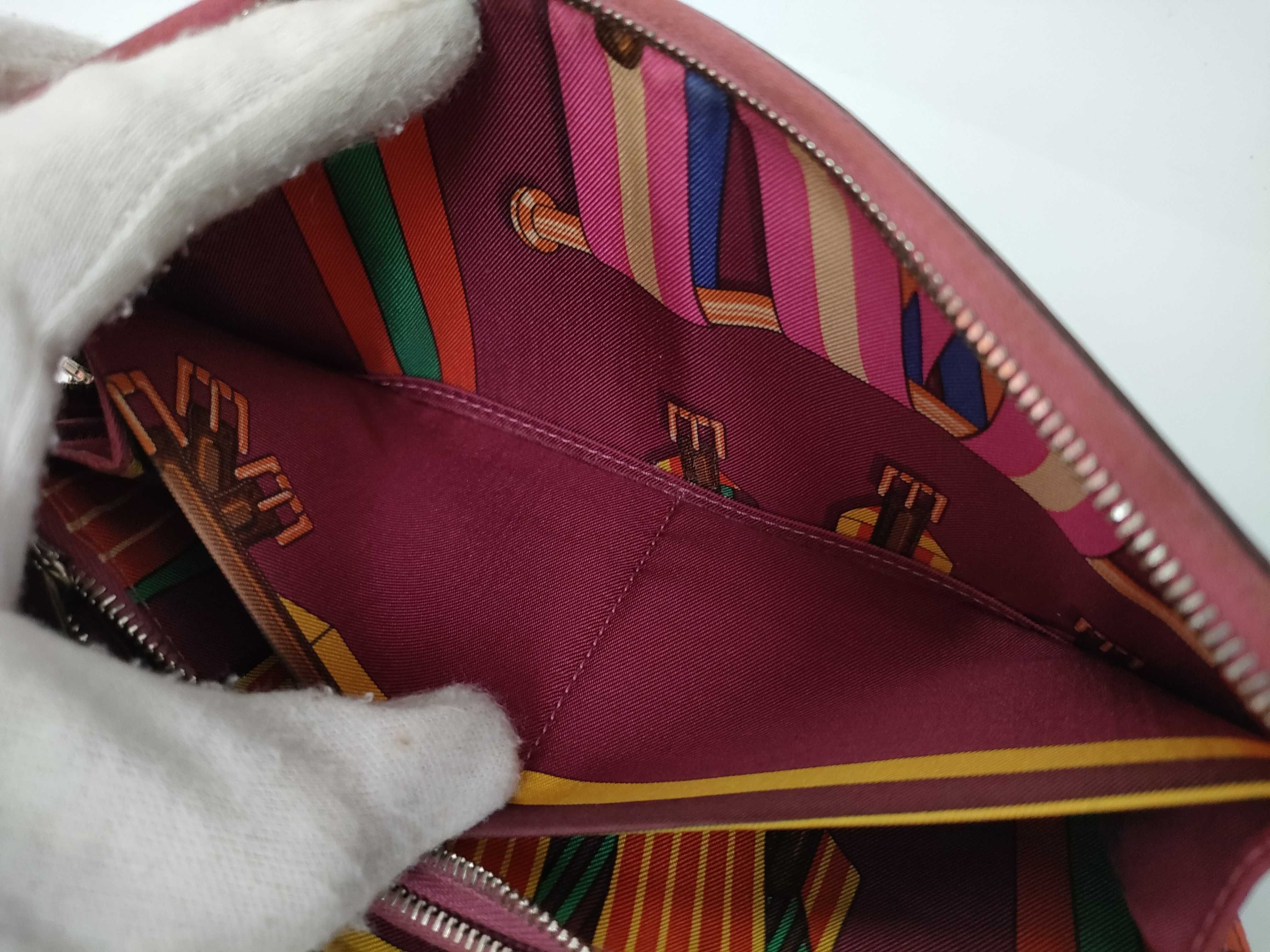 Wallet — view 13