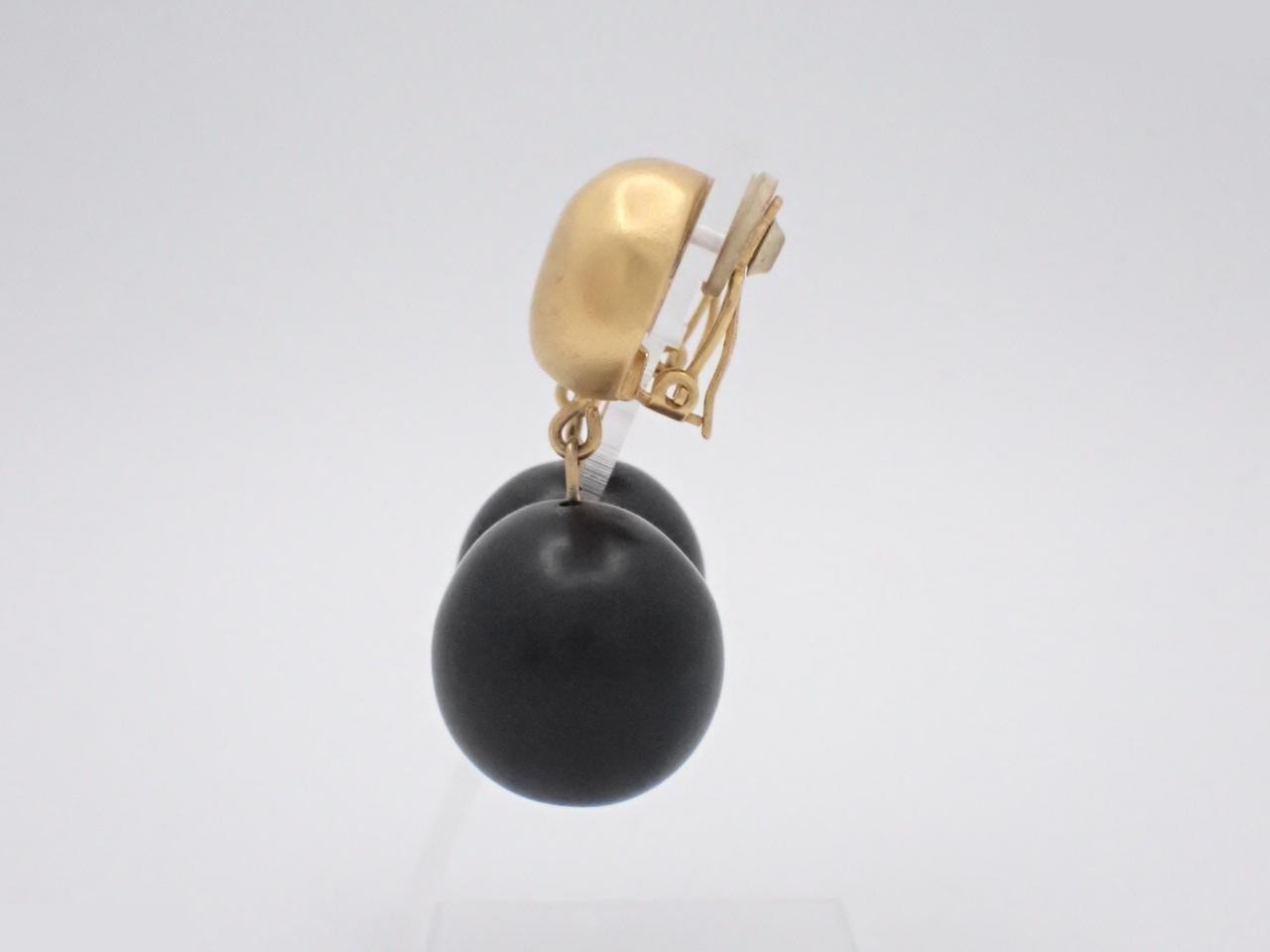 Earrings — view 3