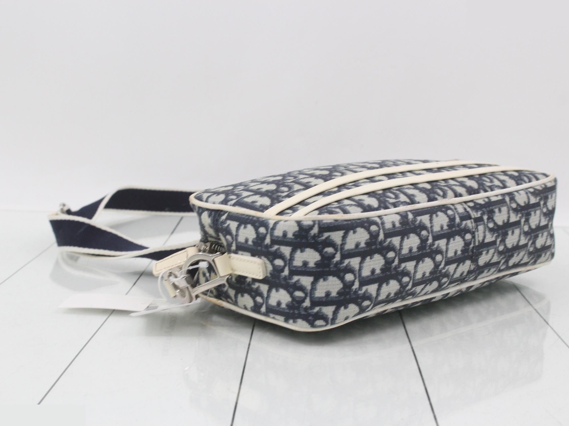 Shoulder bag — view 5