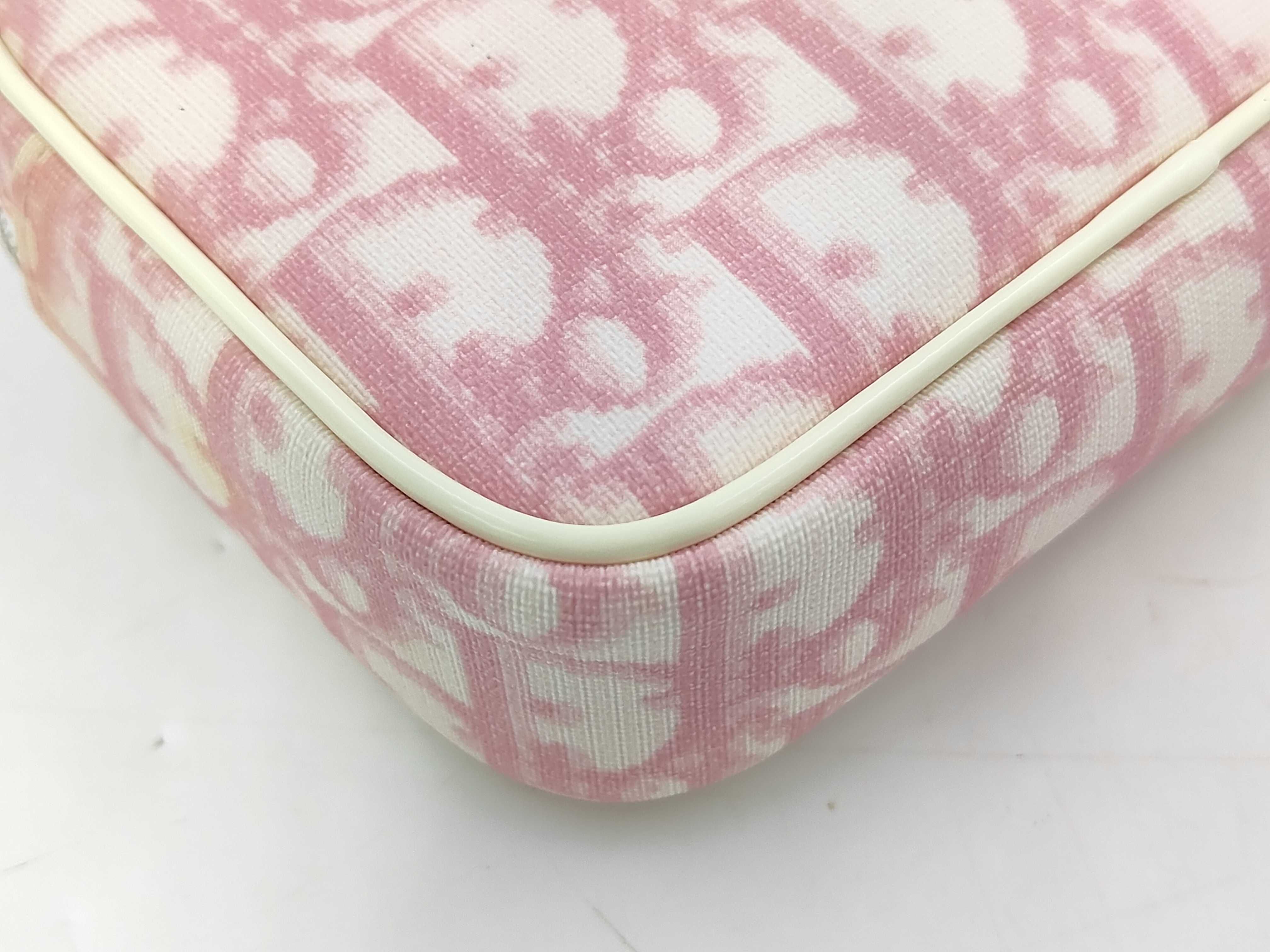 Trotter Pouch — view 3