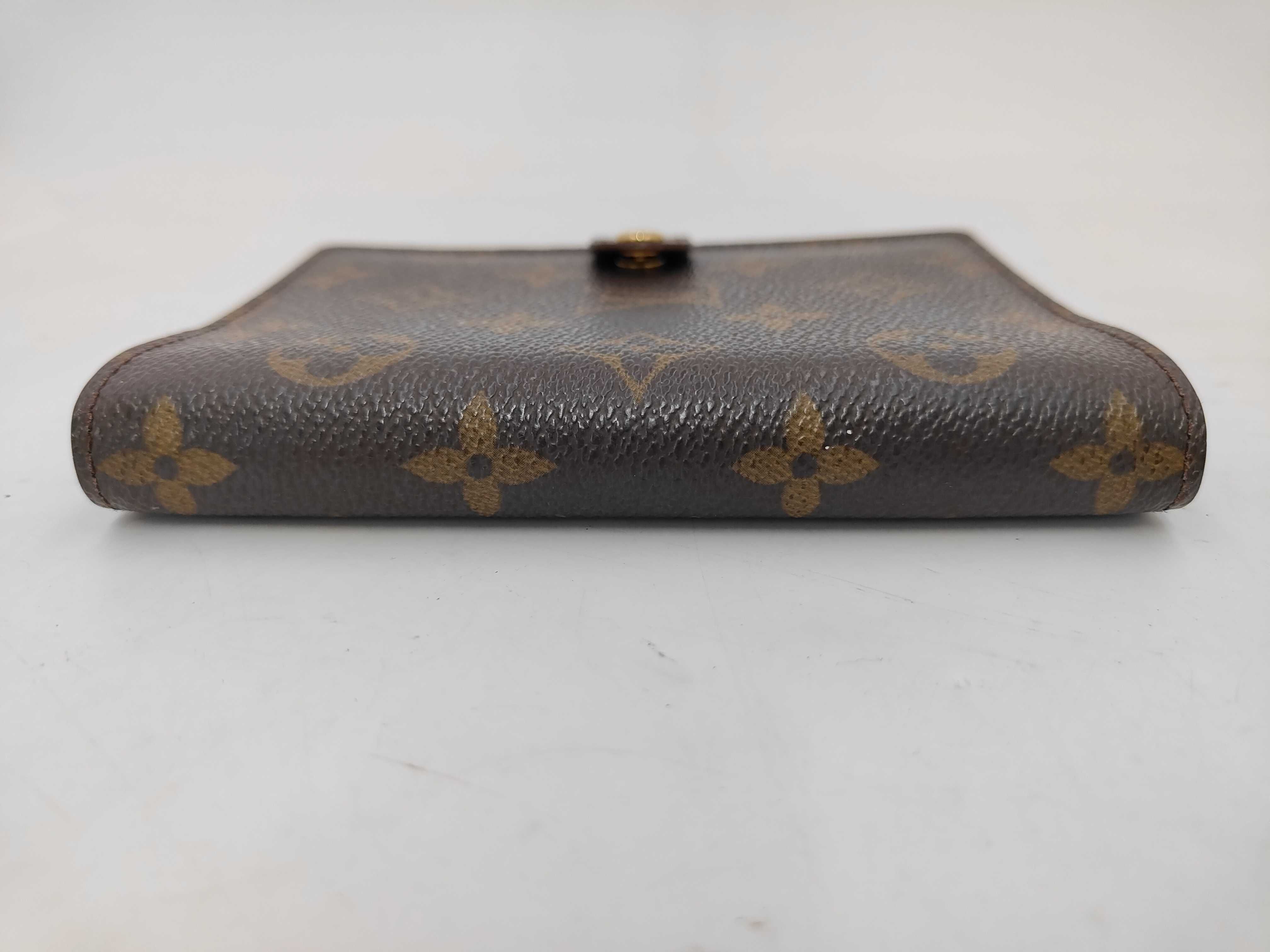 Vuitton notebooks, accessories, and other accessories — view 6