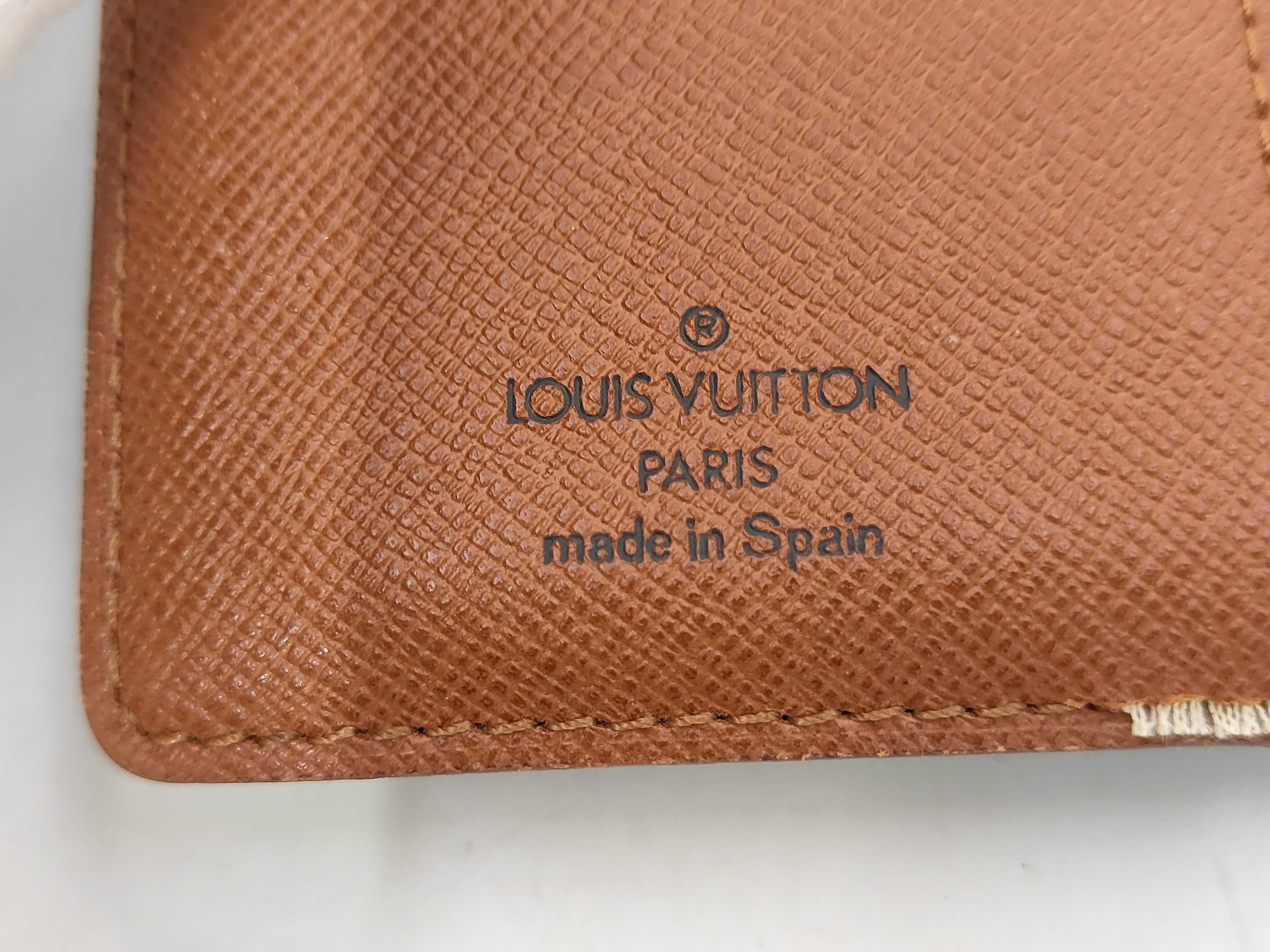 Vuitton notebooks, accessories, and other accessories — view 10