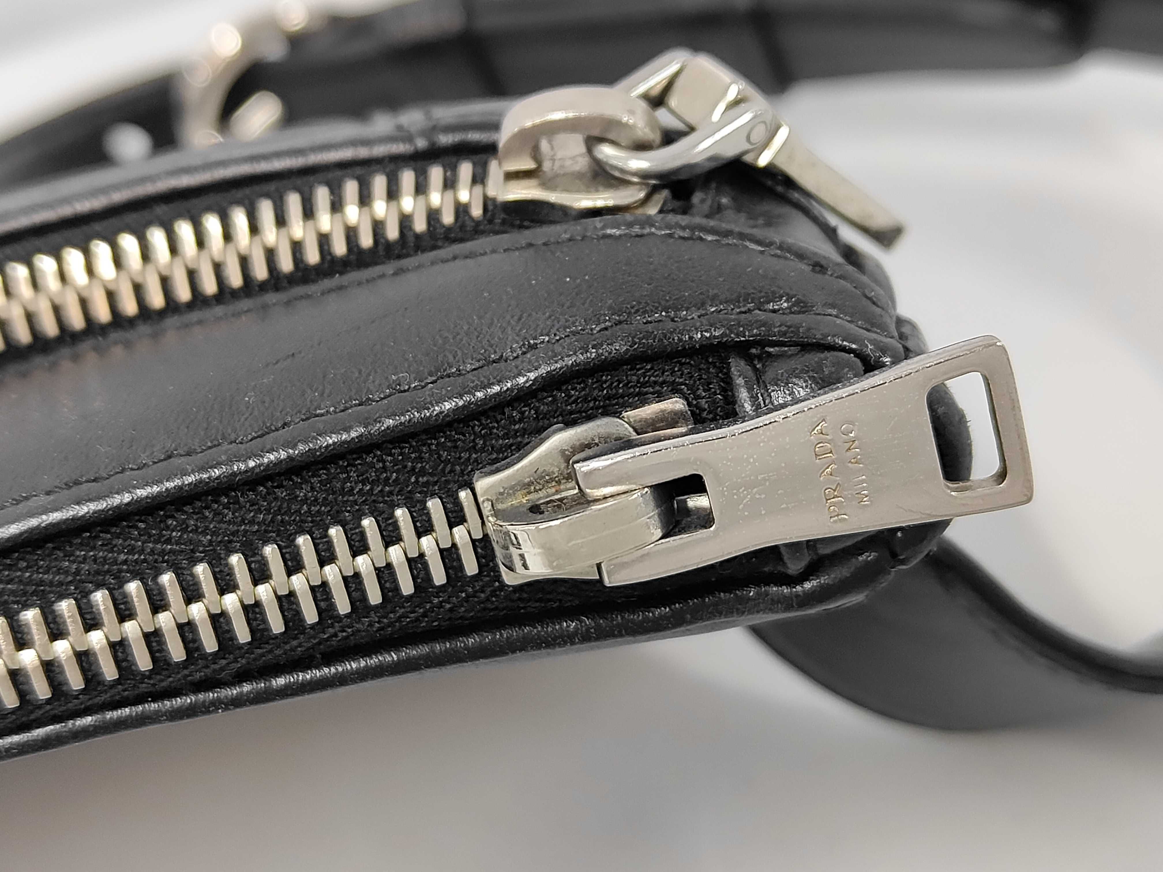 Leather Body Bag Black Shoulder Bag — view 8