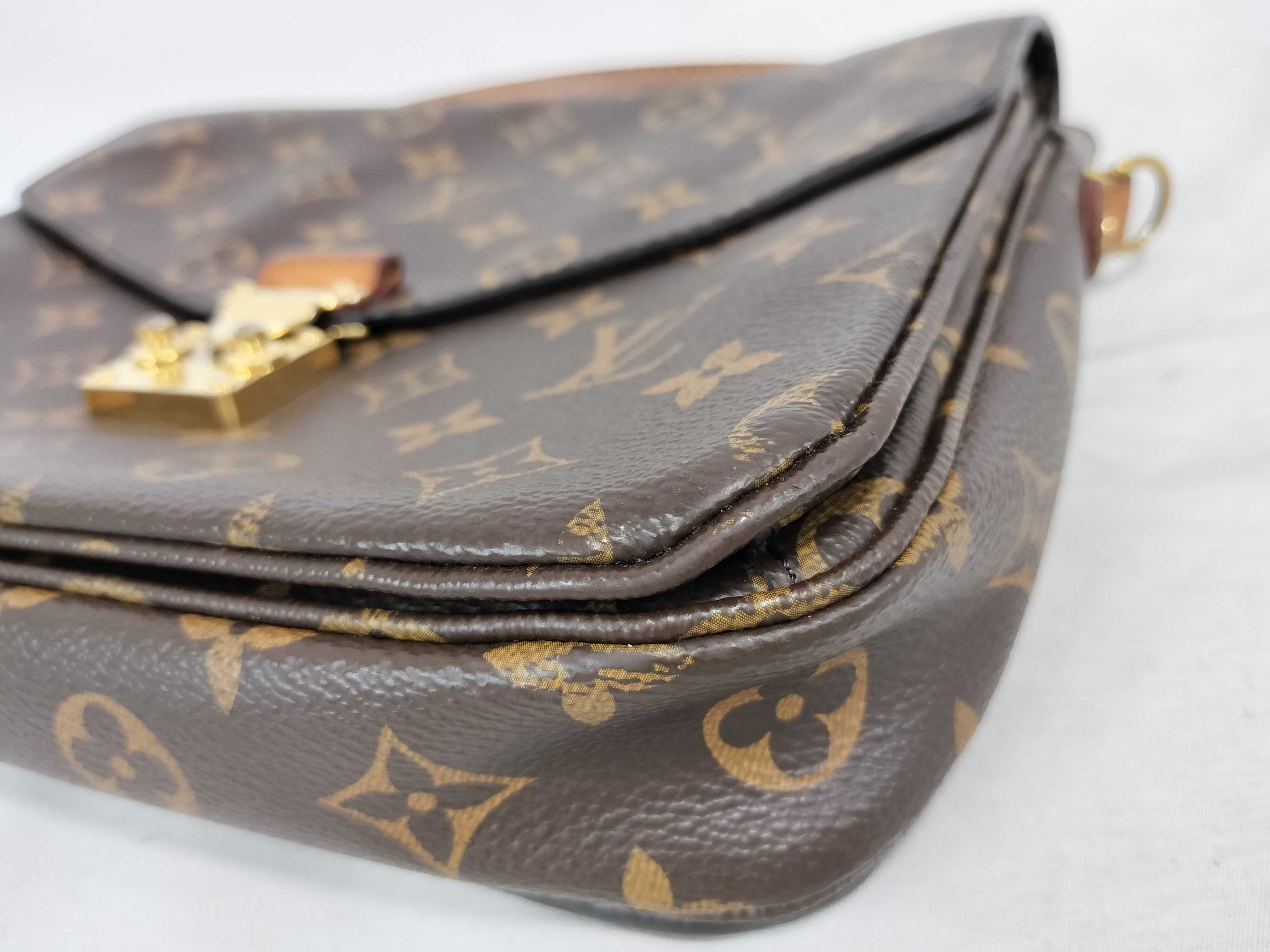 Monogram Pochette Métis Handbag — view 6
