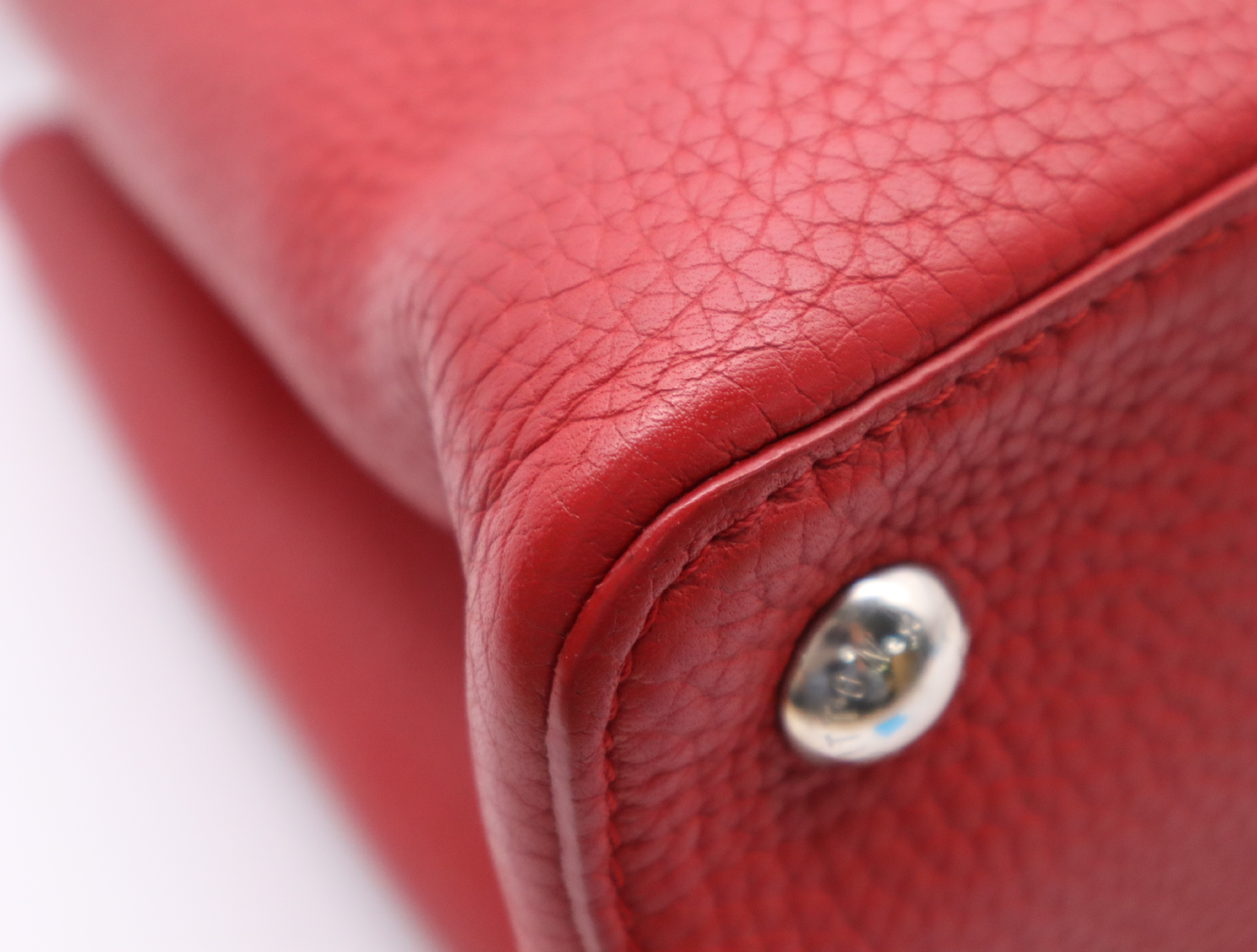 M42237 Taurillon Capucines PM Red Handbag with Shoulder Strap — view 6