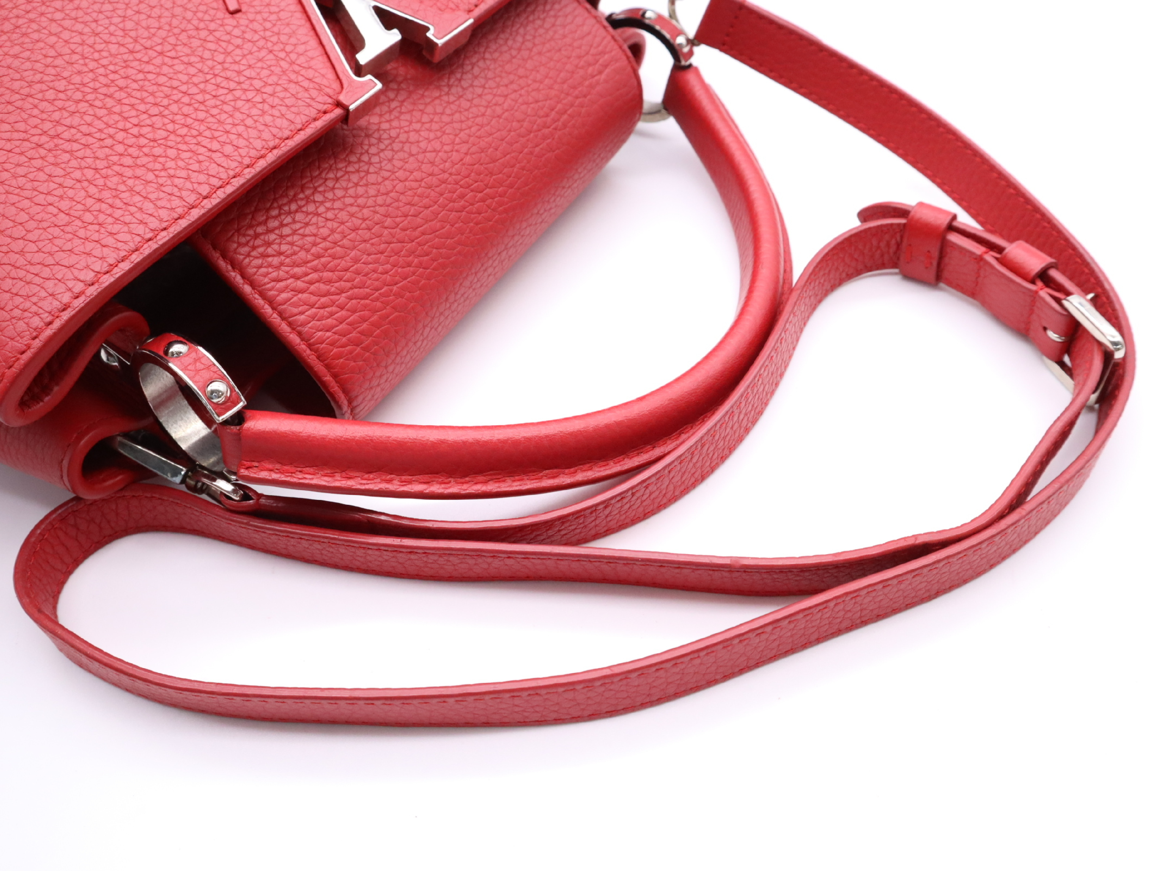M42237 Taurillon Capucines PM Red Handbag with Shoulder Strap — view 10