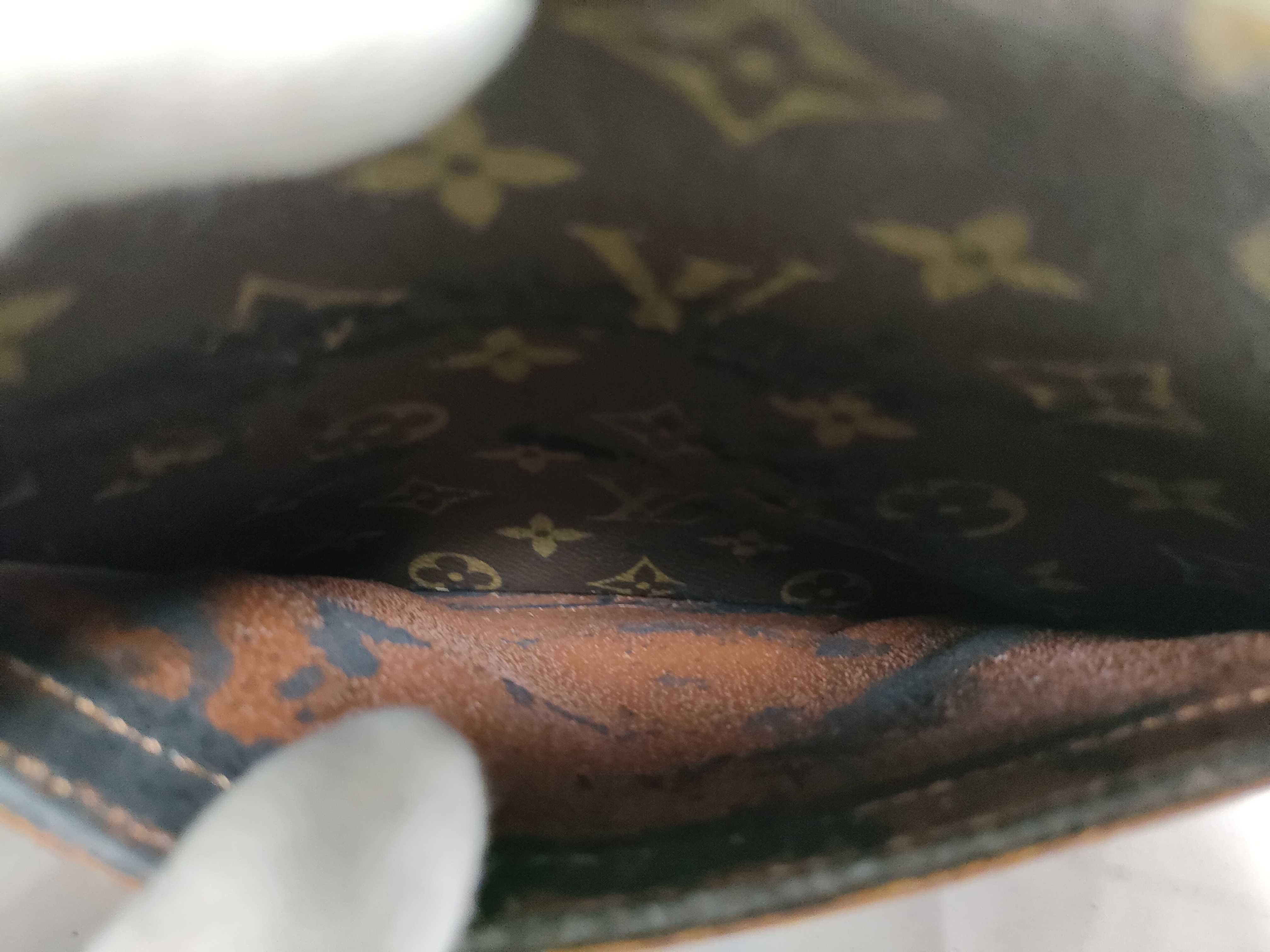 Monogram M51221 Blois Shoulder Bag (Moderately deteriorated) — view 14