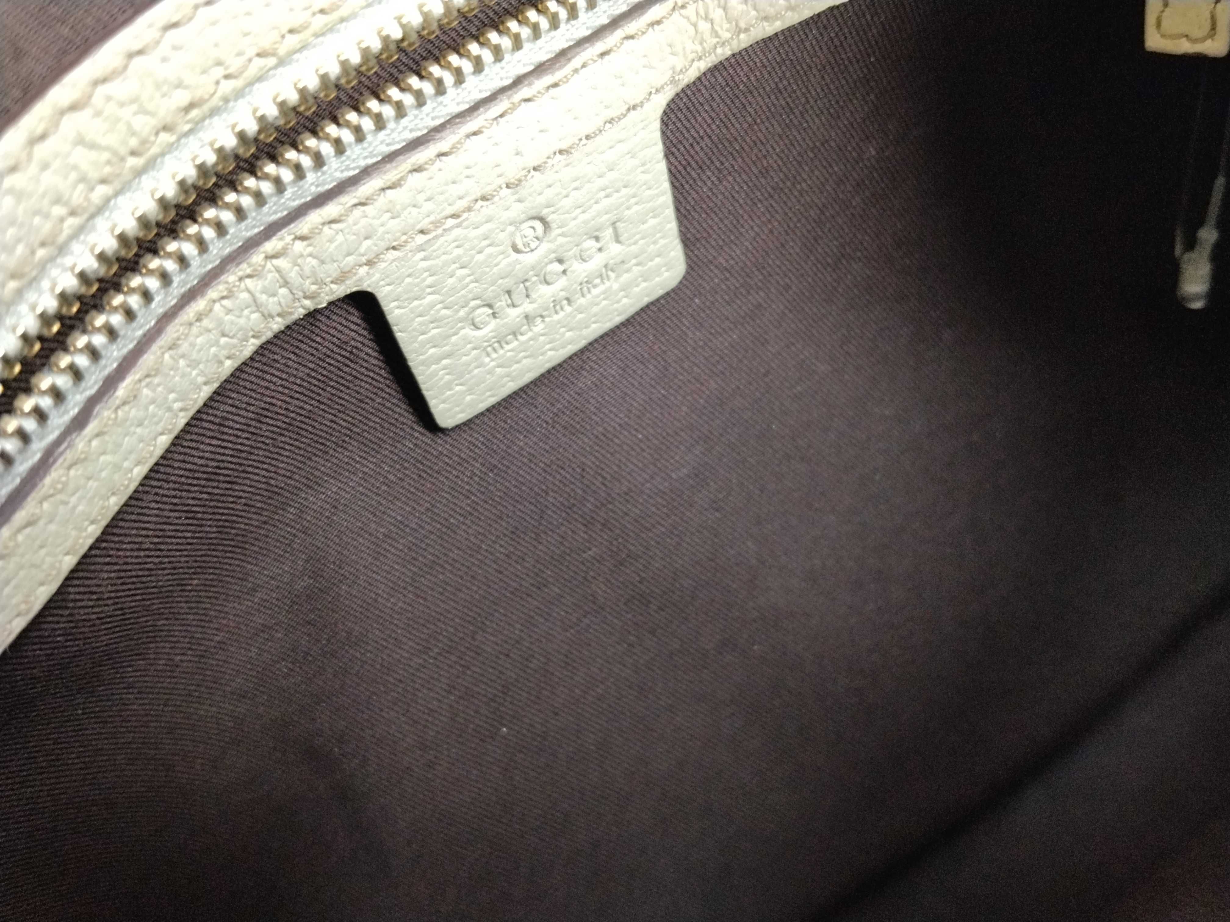 GG Canvas One-Shoulder Bag, Beige — view 11