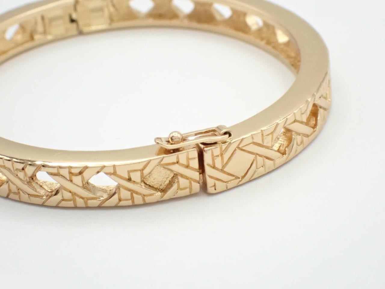 Other lines: Precious metal bracelets and bangles (metal), wrist circumference approximately 17 cm. — view 3