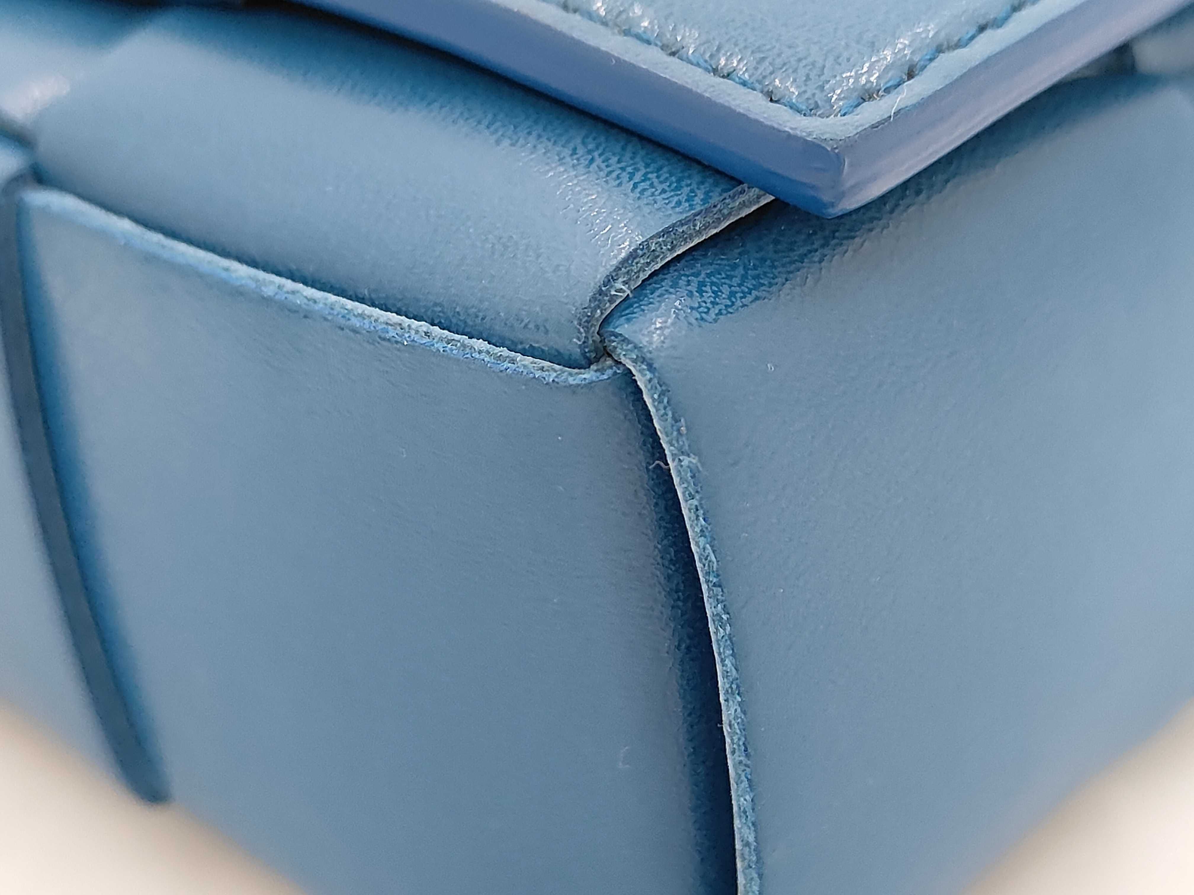 Intrecciato Versatile Shoulder Bag — view 4