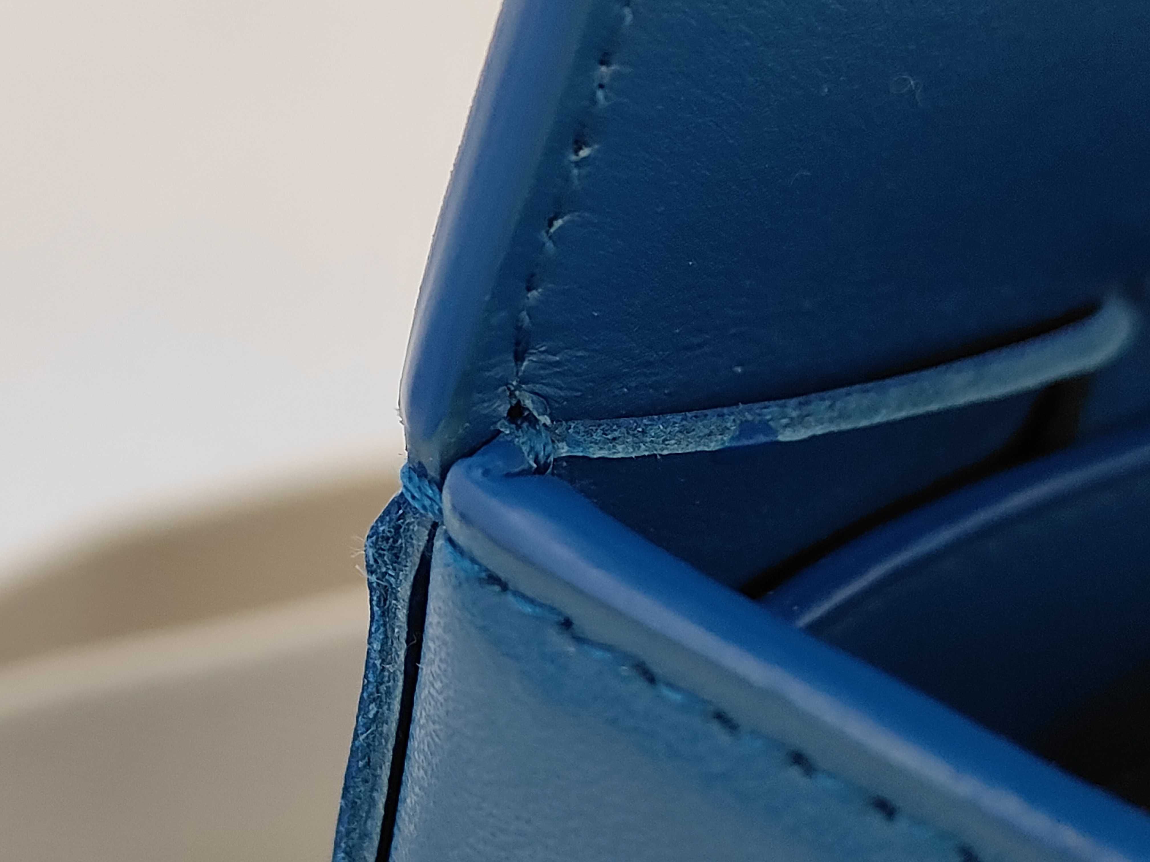 Intrecciato Versatile Shoulder Bag — view 8