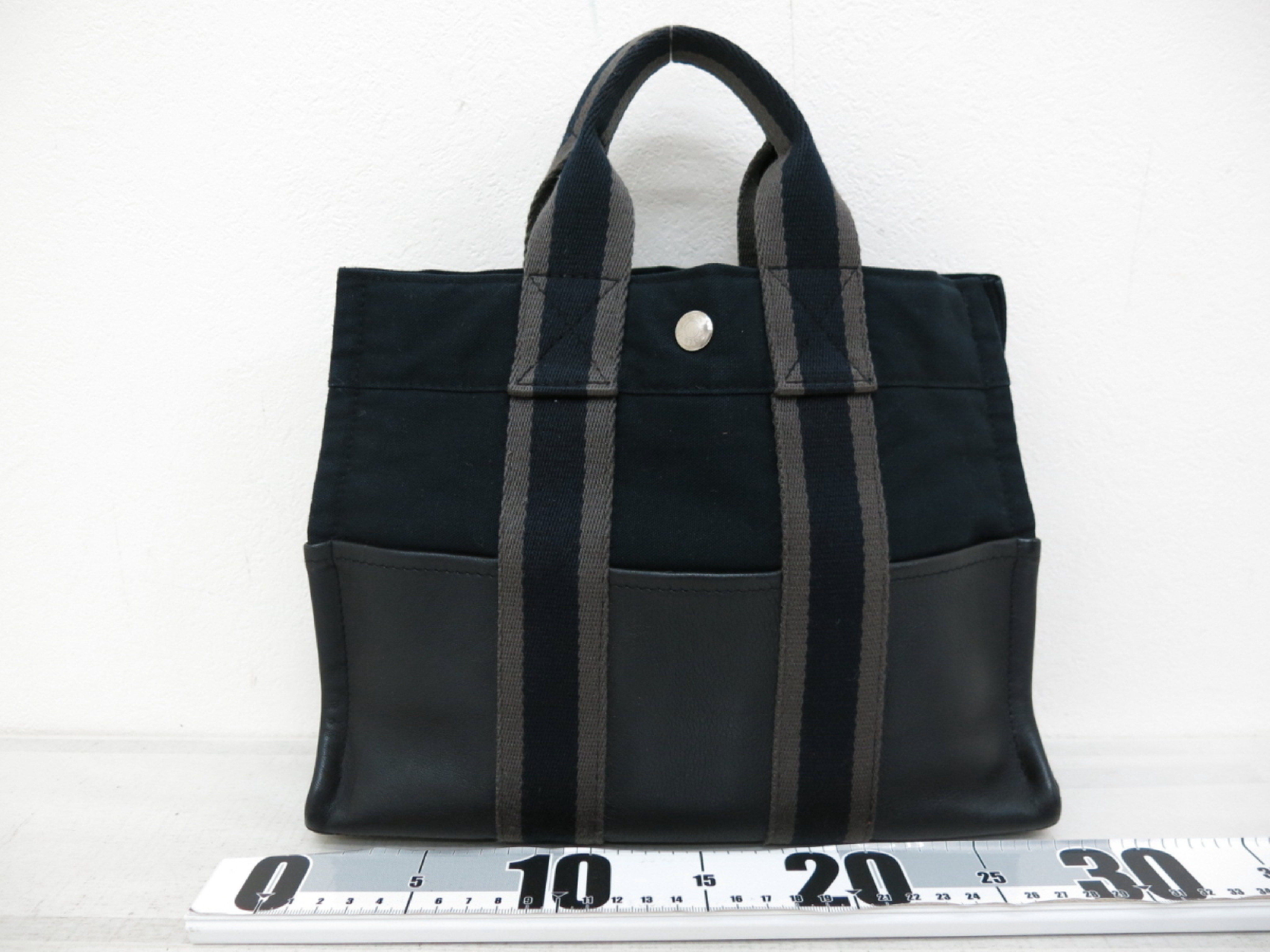 Fourre-Tout Handbag Half Leather Handbag — view 2