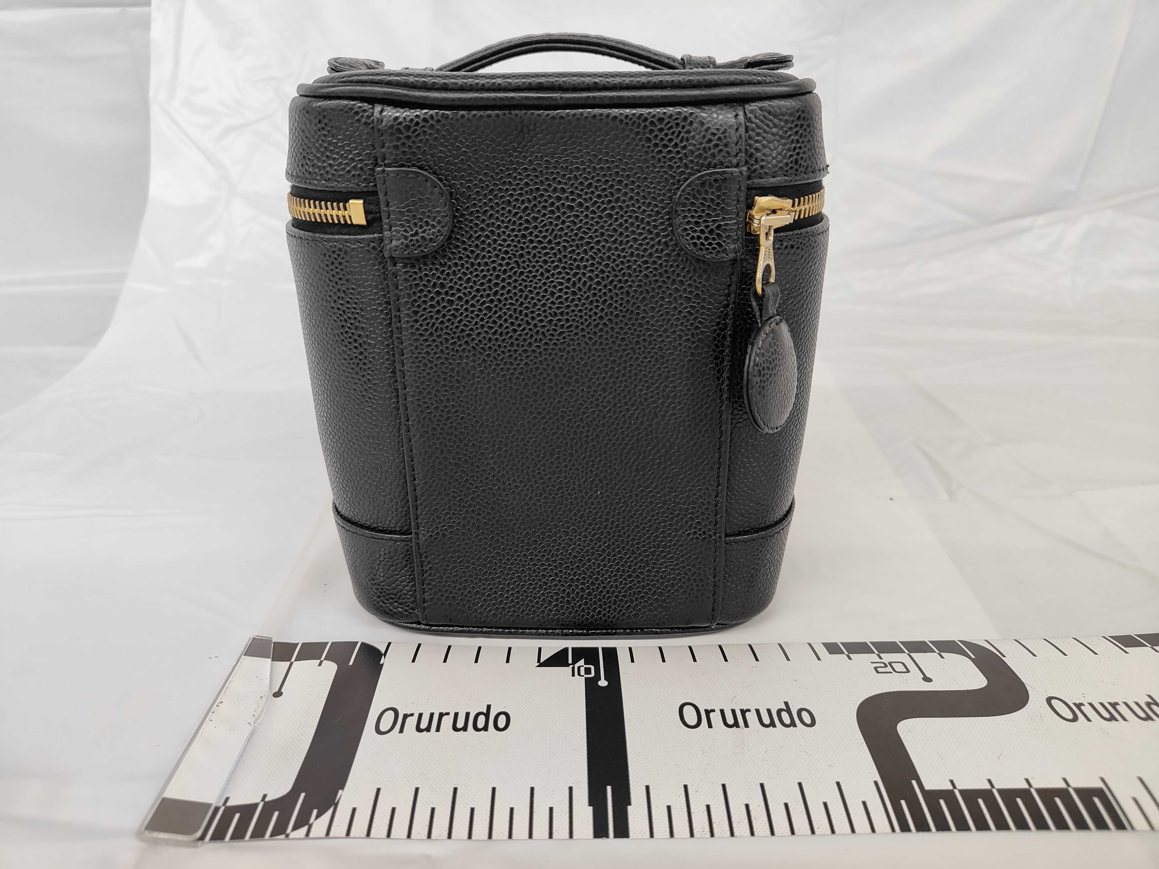 VN - Coco Mark Caviar Skin Vanity Bag Black Handbag — view 2