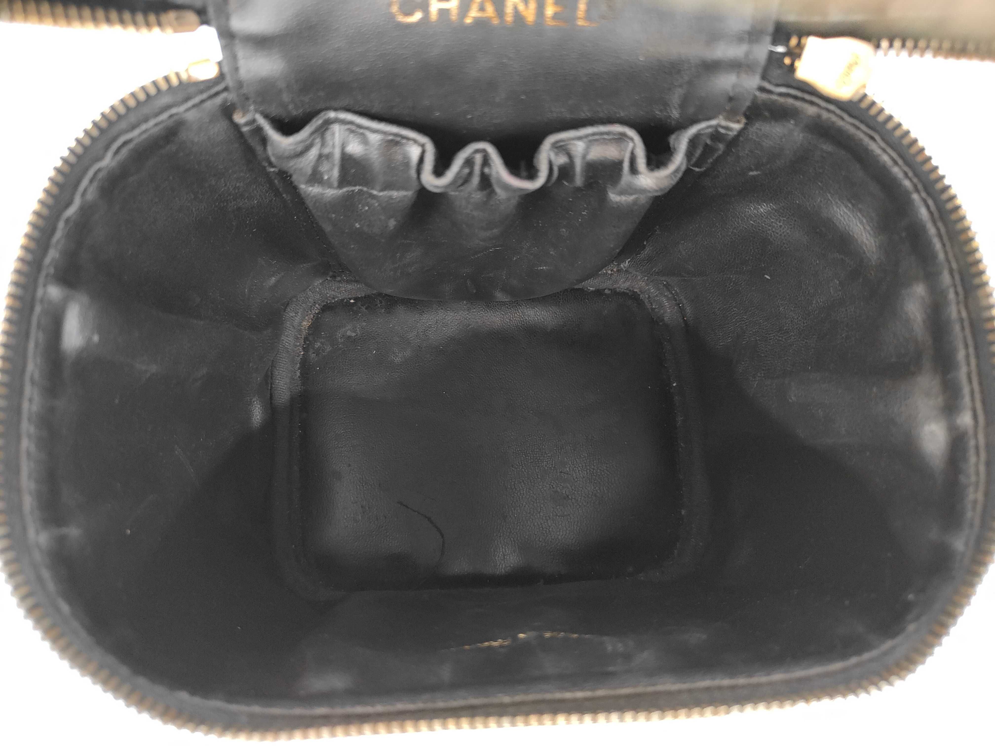 VN - Coco Mark Caviar Skin Vanity Bag Black Handbag — view 11
