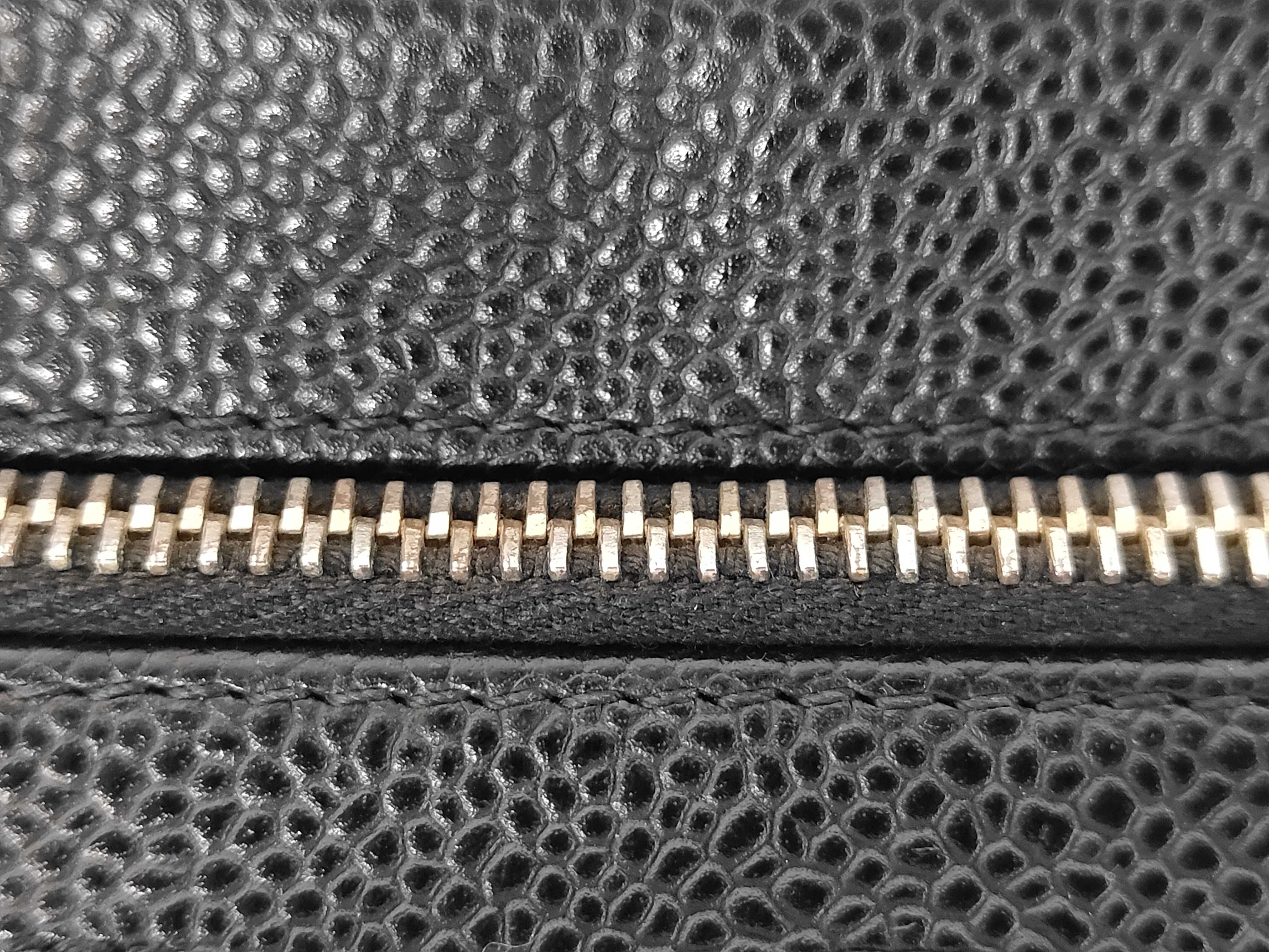 VN - Coco Mark Caviar Skin Vanity Bag Black Handbag — view 8