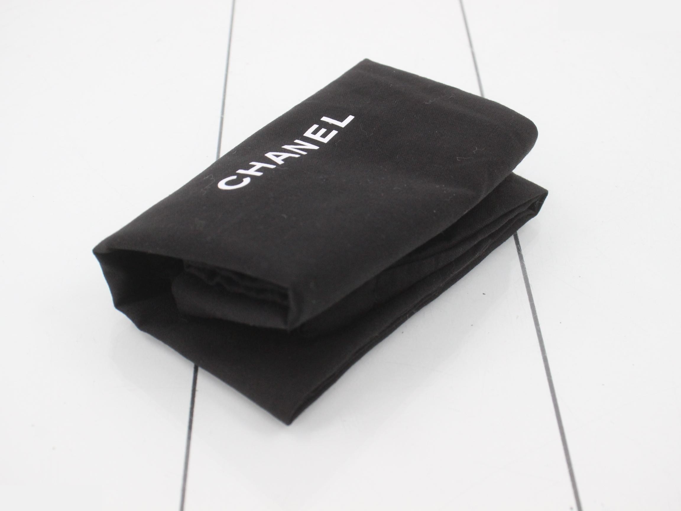 Matelassé Lambskin Chain Wallet — view 7