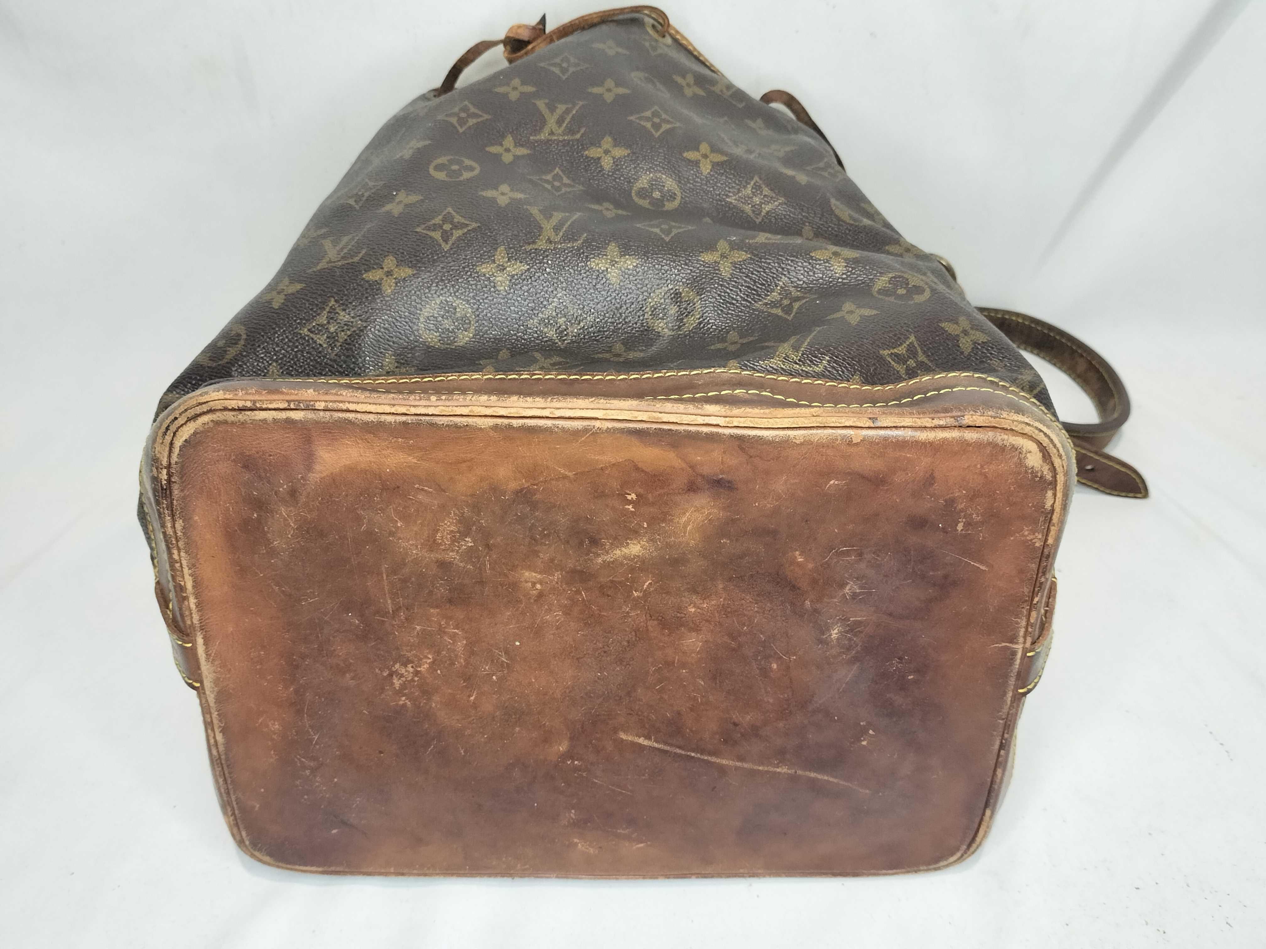 Monogram M42224 Noe Shoulder Bag — view 7