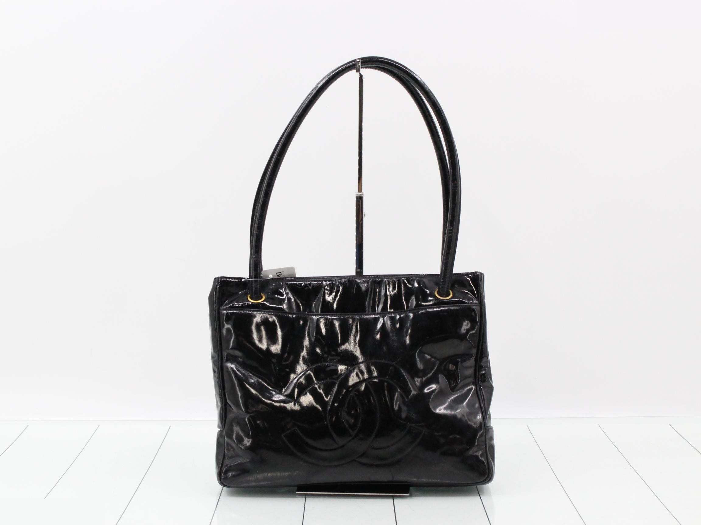 Deca Coco Stitch Enamel Tote Bag
